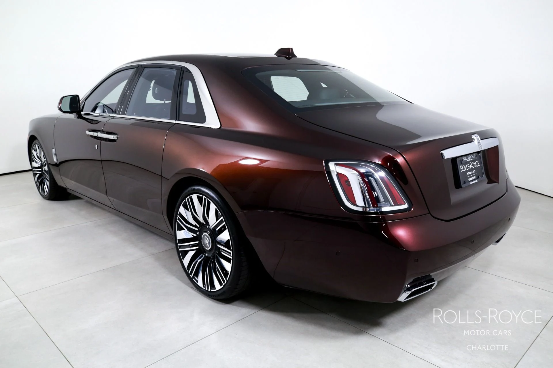 mph007_4178591718_Used_2026_Rolls_Royce_Ghost_1782835790_8082b3c317