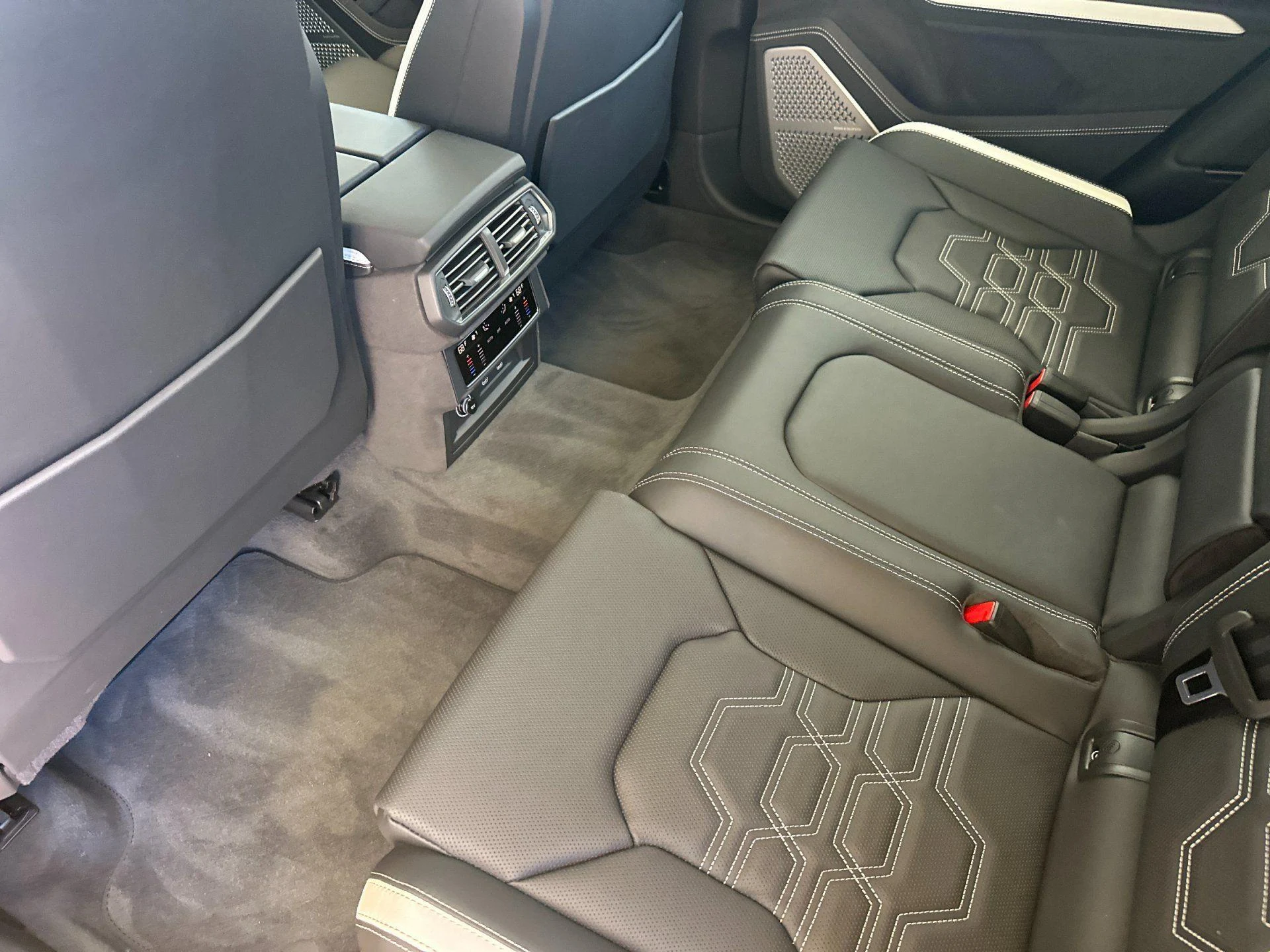 mph007_418701205_New_2025_Lamborghini_Urus_SE_1777105875_4f3578319c