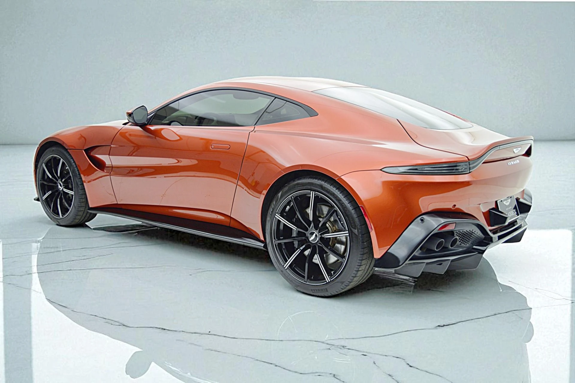 mph007_4189292128_Used_2020_Aston_Martin_Vantage_Coupe_f86261c599