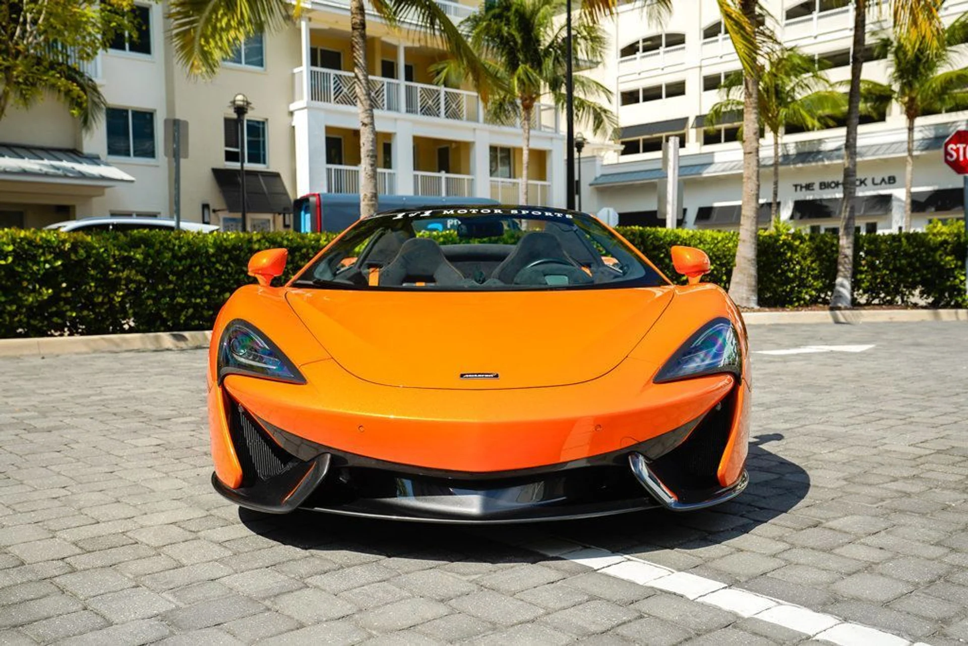 mph007_4193561992_used_2018_mclaren_570s_spider_14354_22891400_8_1024_e0fe9a06d2