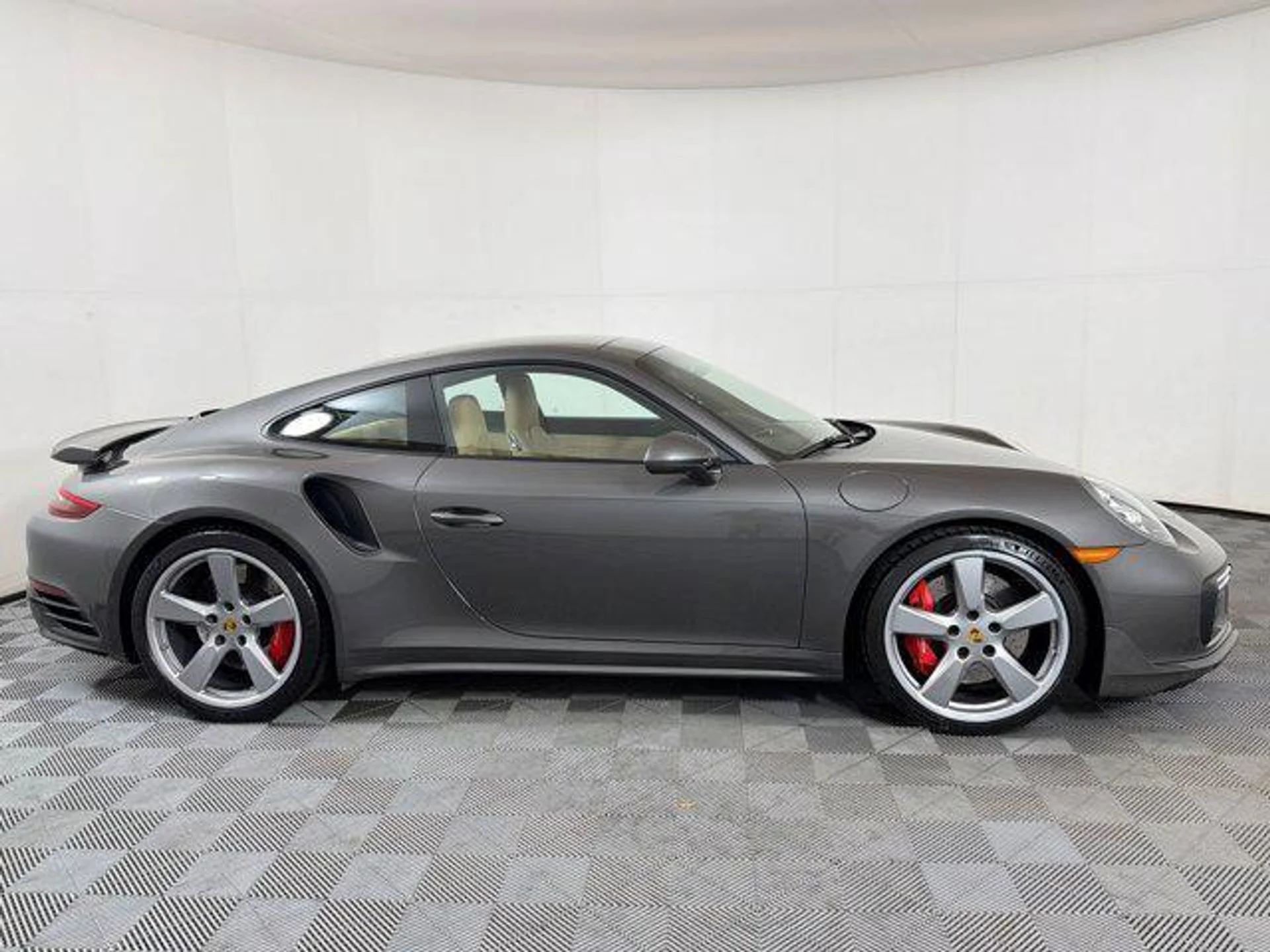 mph007_4198018591_Ji_Tv_L_Ui9_MNHCW_6h_V_Cu_Pxf_N_C7_F4_275599bb31