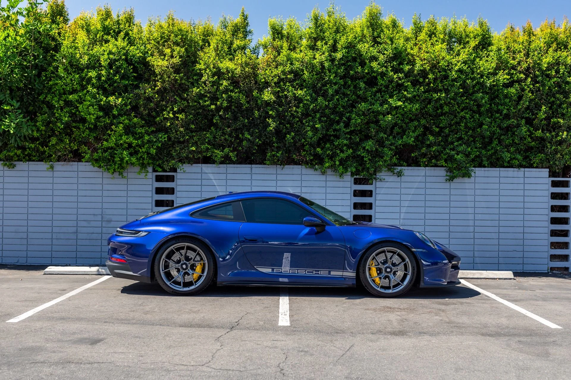 mph007_4198824430_Used_2023_Porsche_911_GT_3_Touring_1772137661_8182315913