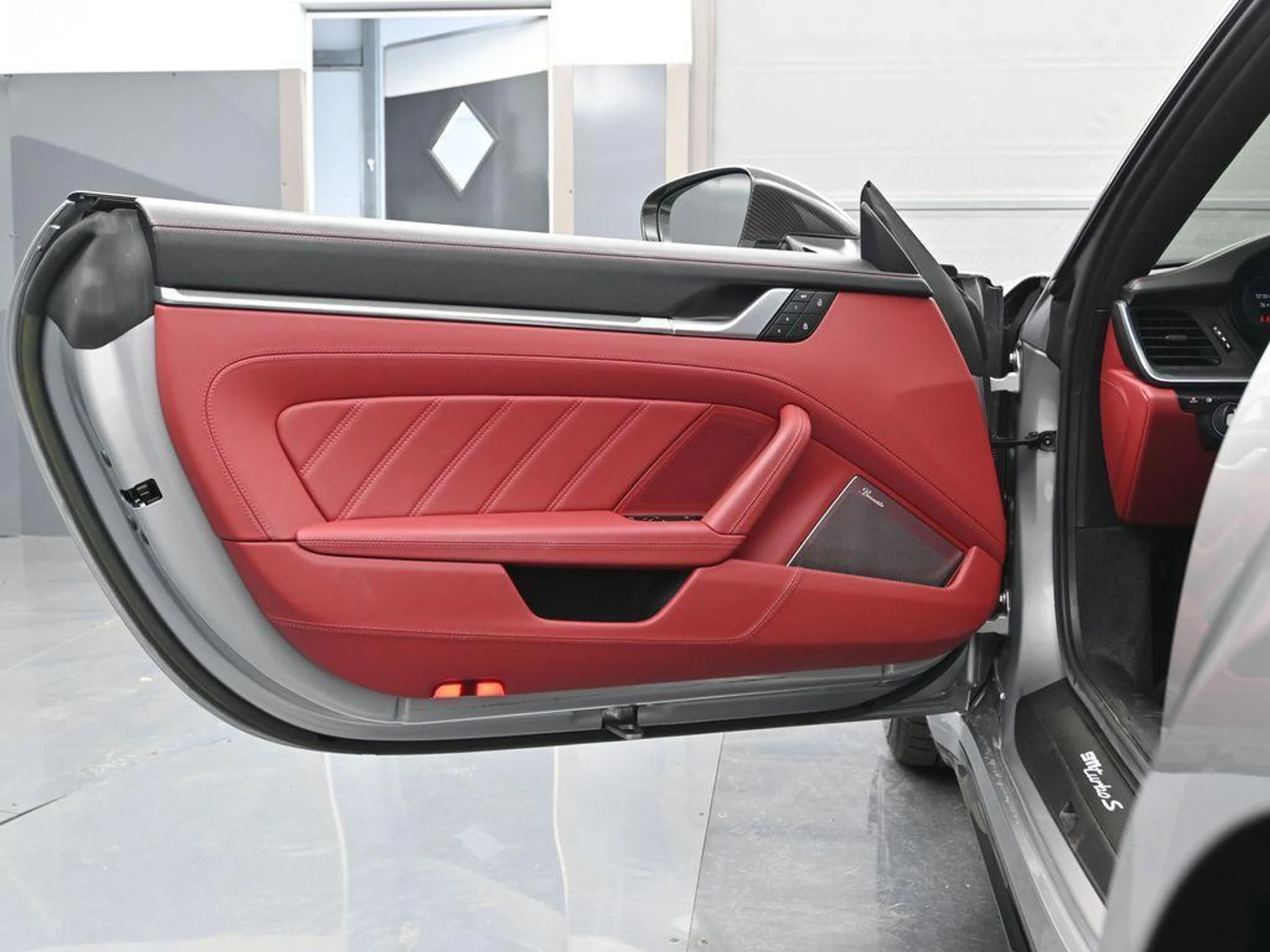 mph007_4200180781_yc_Ns_QJC_18e_EV_Hqowt_Yw_Oa3_Vg8_R4_cfd794f7d2