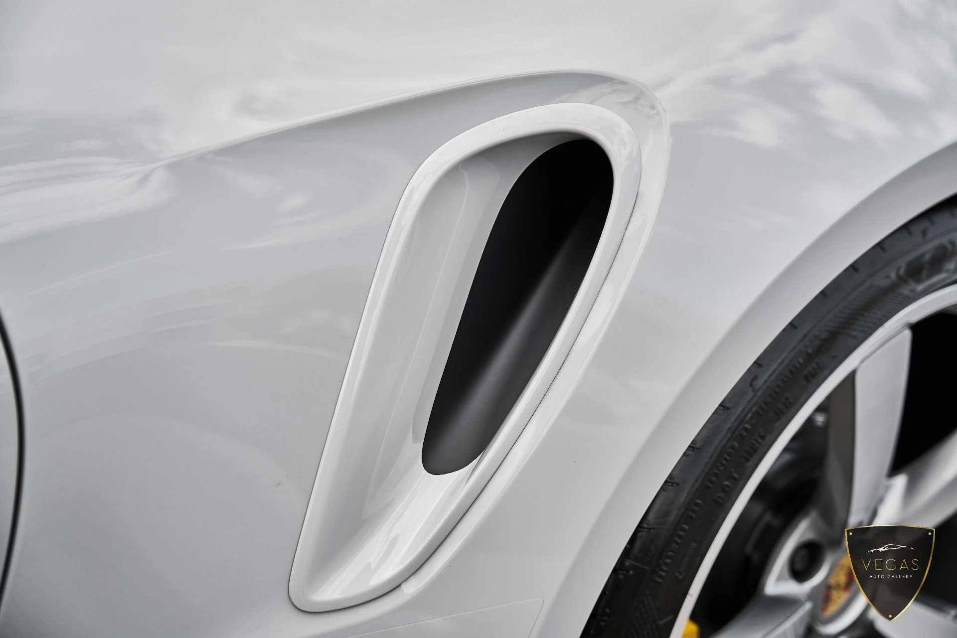 mph007_42006707_Used_2024_Porsche_911_Turbo_S_1782351368_ff68644244