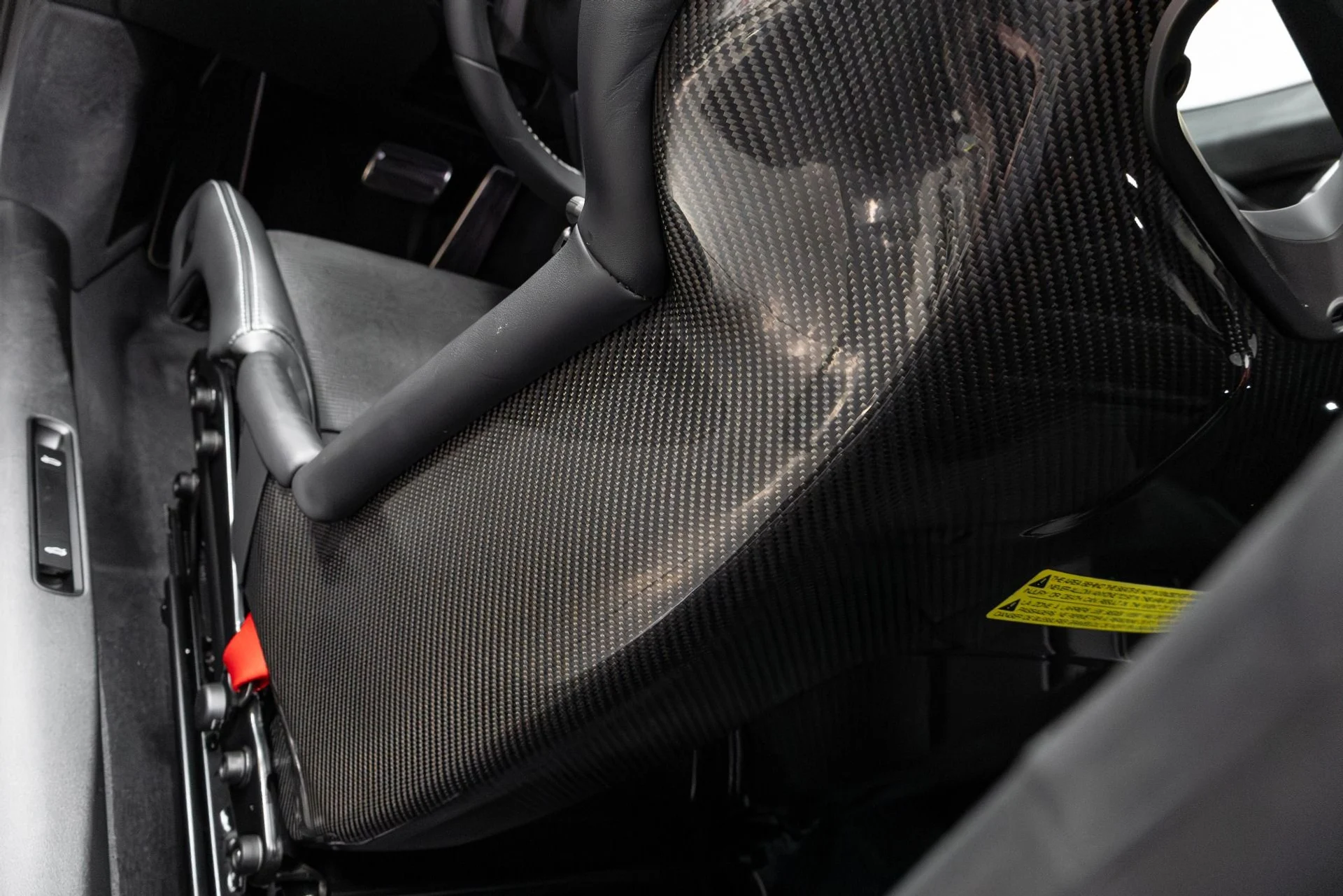 mph007_4204627078_Used_2024_Porsche_911_GT_3_Touring_1770958788_1c263780fc