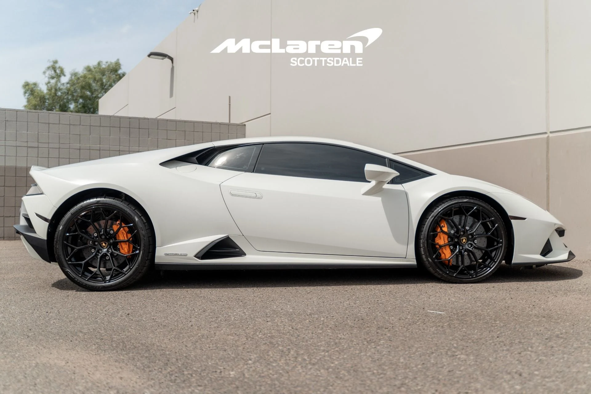 mph007_4207554413_Used_2023_LAMBORGHINI_HURACAN_EVO_EVO_AWD_1758292828_e4bf84b122