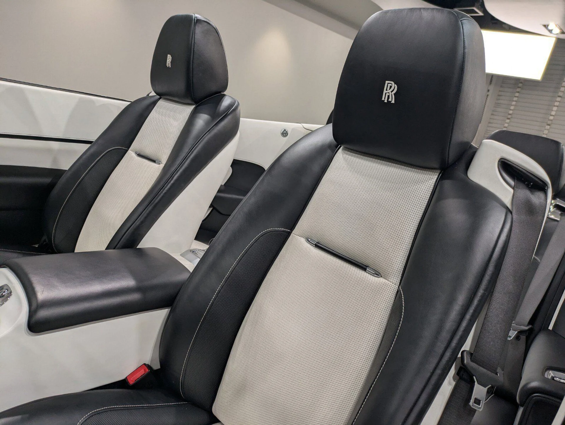 mph007_4221280744_277e54382f49e74400856f3d6609d0cb_d28ebb25b9