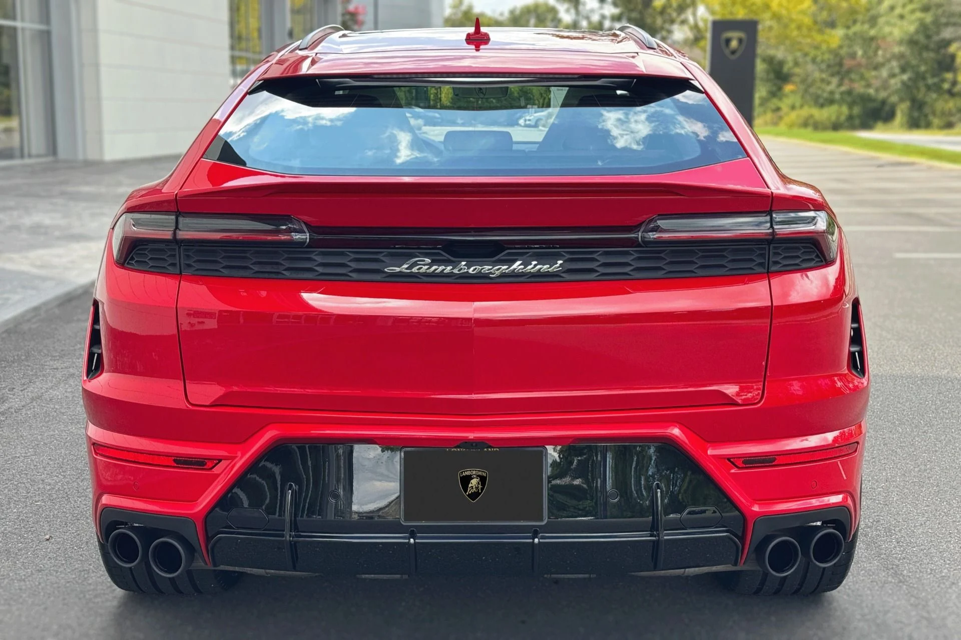 mph007_4231456909_Used_2025_Lamborghini_Urus_SE_1764805274_e3311858b4