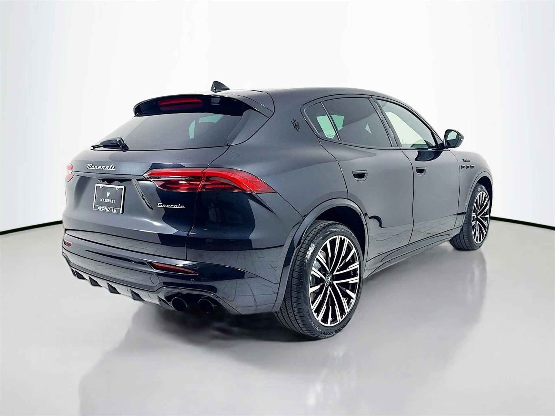 mph007_423519012_eebc6d38c9f04439857ec50c3a682f5dx_f200ef50fb