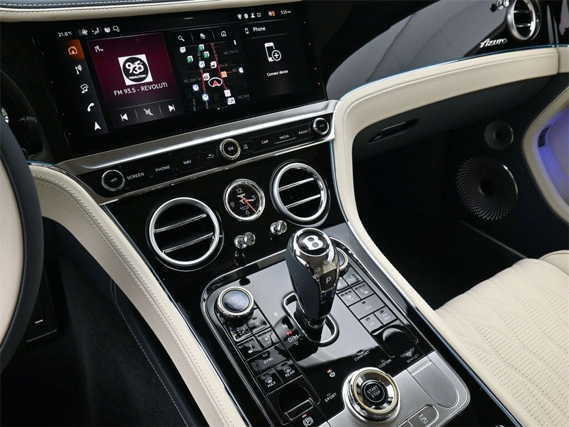 mph007_4237802921_3c2d8dd33db344fb831ff37e09d437dex_bc6c97905f