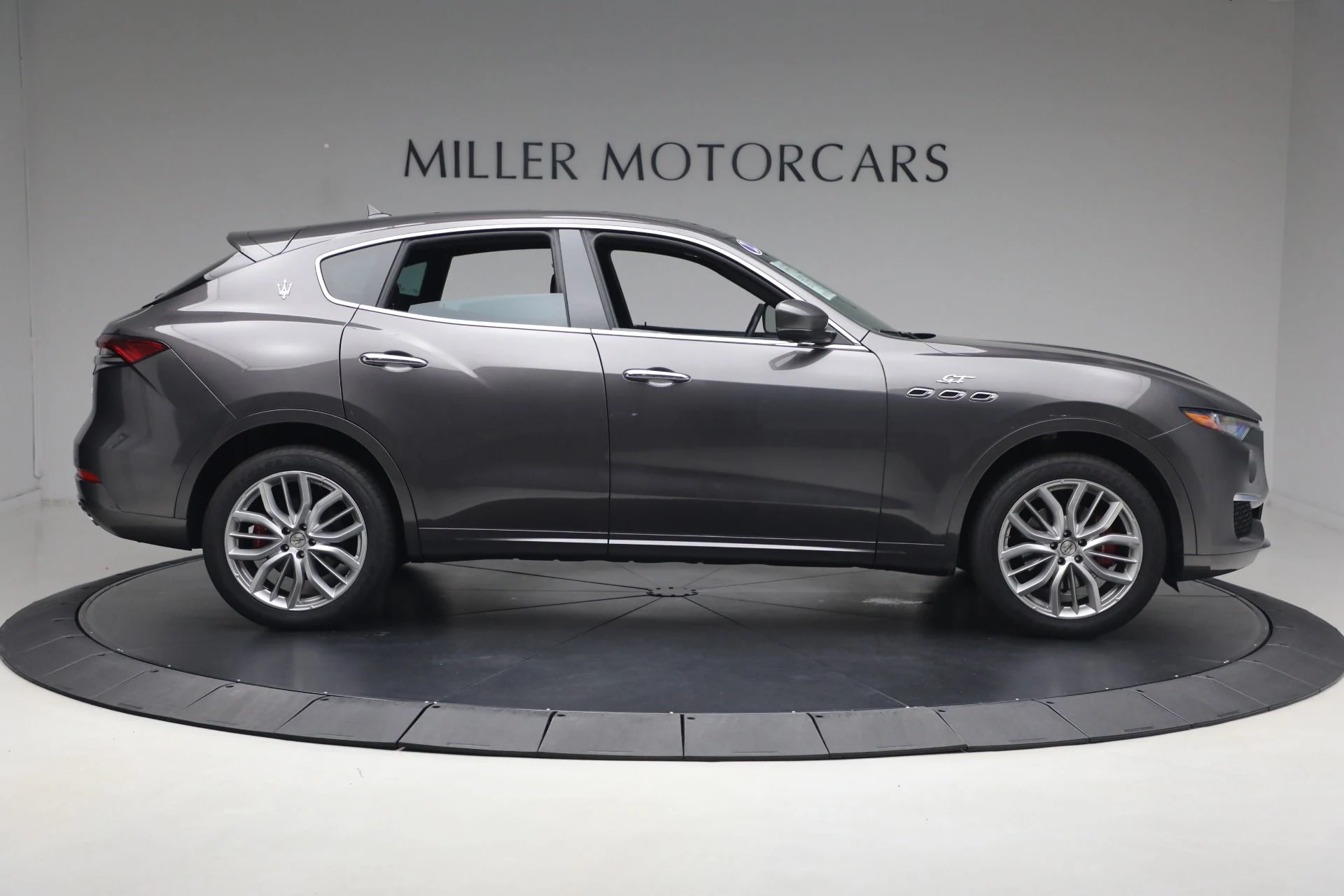 mph007_4246983007_Used_2022_Maserati_Levante_GT_1779988698_b3a27722c9