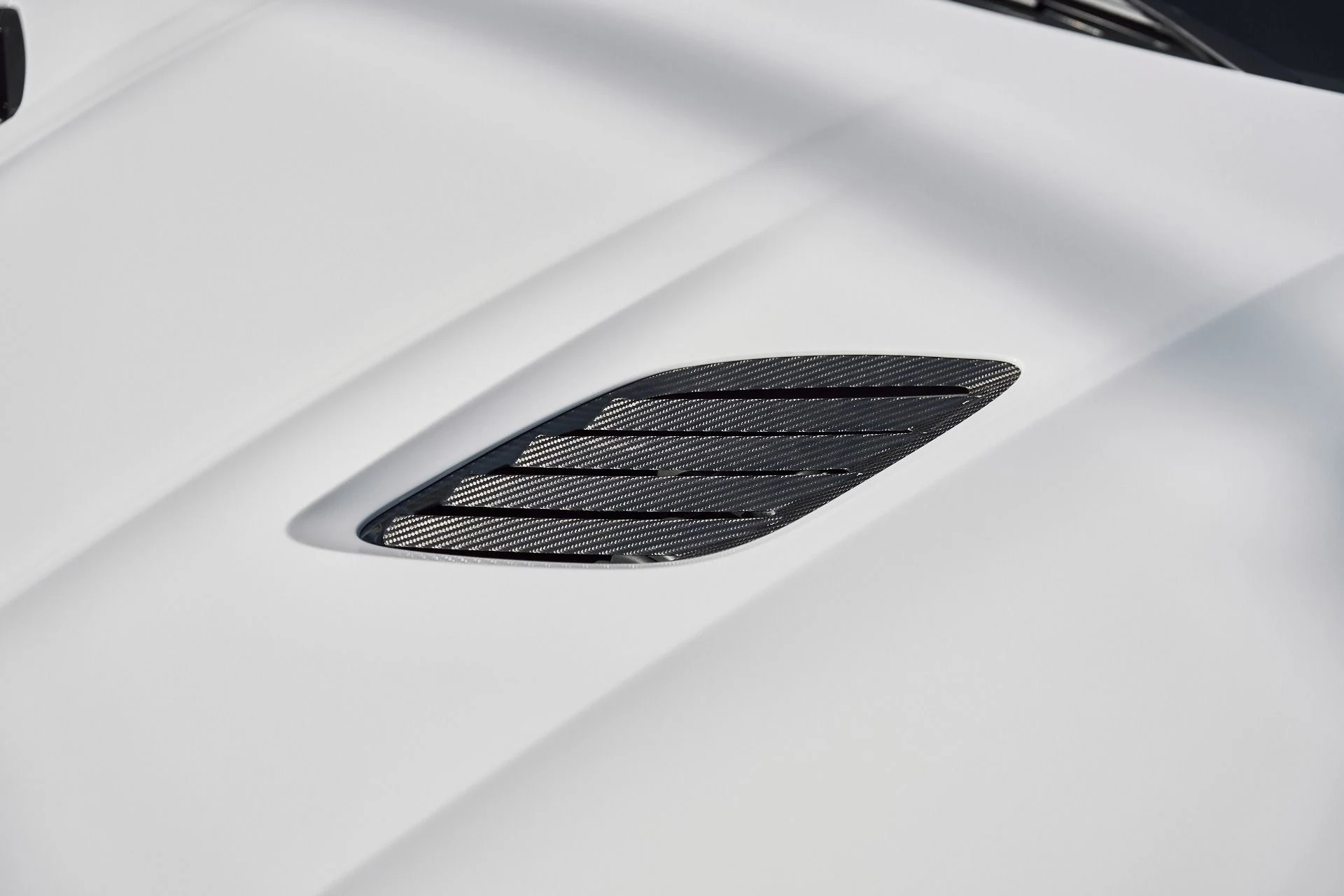 mph007_4248838134_Used_2023_Aston_Martin_DBS_Volante_1770513044_532d05c6df