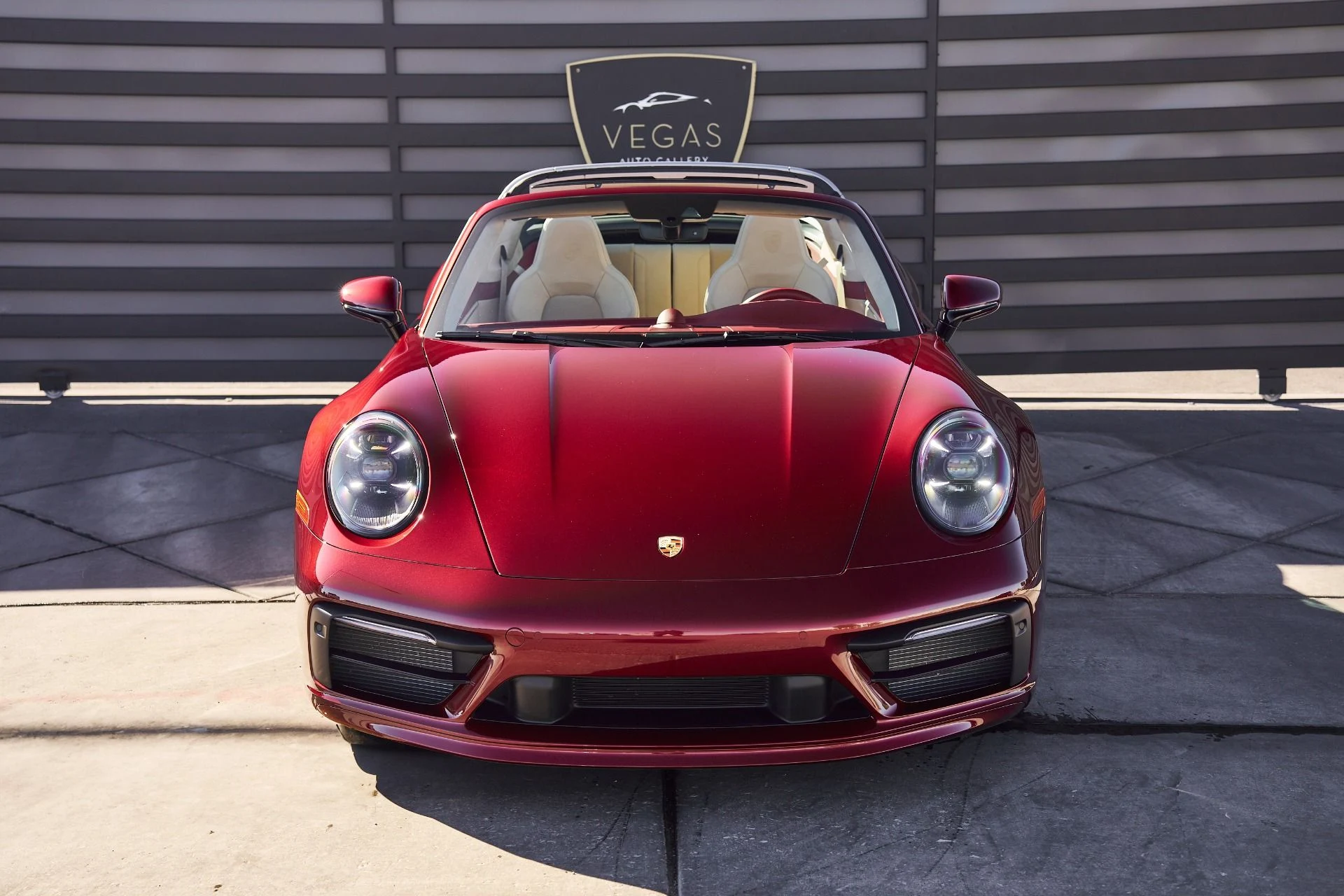 mph007_4265235476_Used_2021_Porsche_911_Targa_4_S_1760993776_cddef9aefc