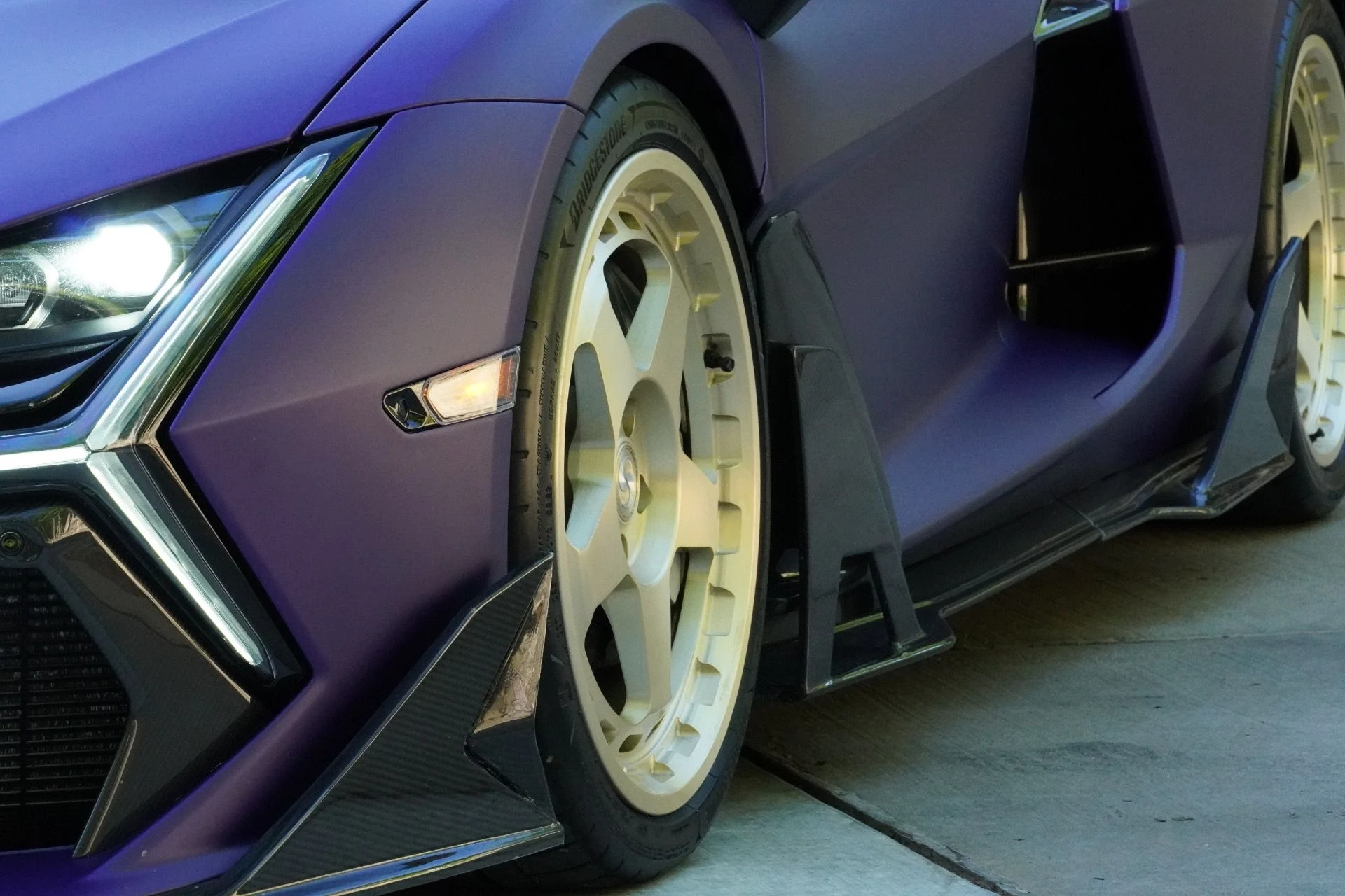 mph007_4266567256_Used_2024_Lamborghini_Revuelto_1781191894_56ad6b7d25