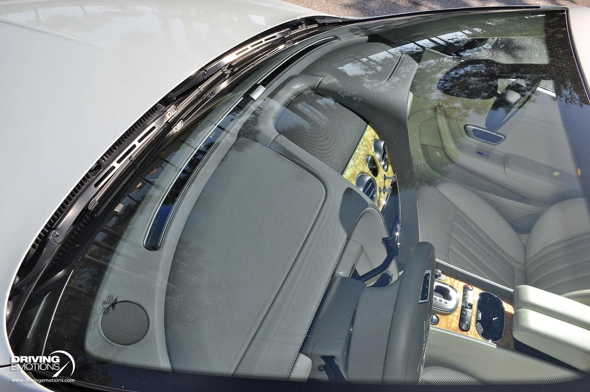 mph007_427624973_886_p8_l_774f37fad0