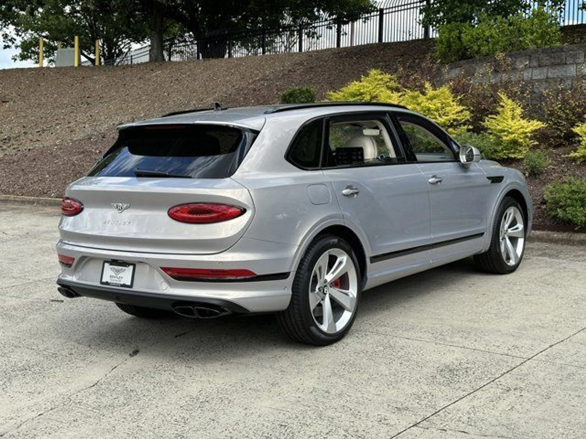 mph007_4278707905_8127afad0b4b4998a21f4332040d05bf_ff85ad2019