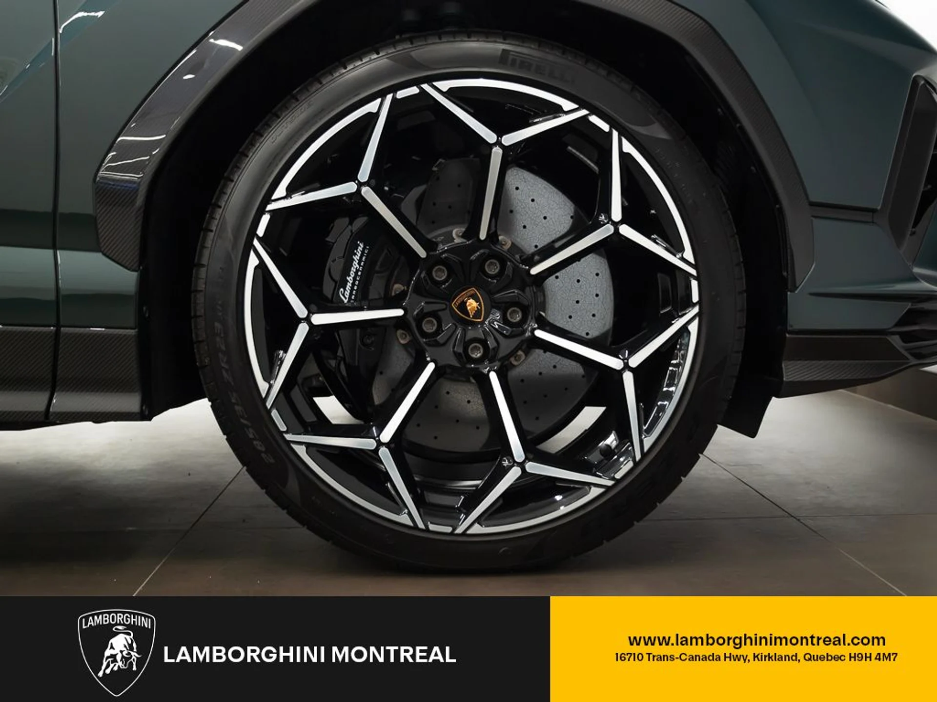 mph007_4284106998_lamborghini_urus_2024_jpg_v_1763573004_9261d95459