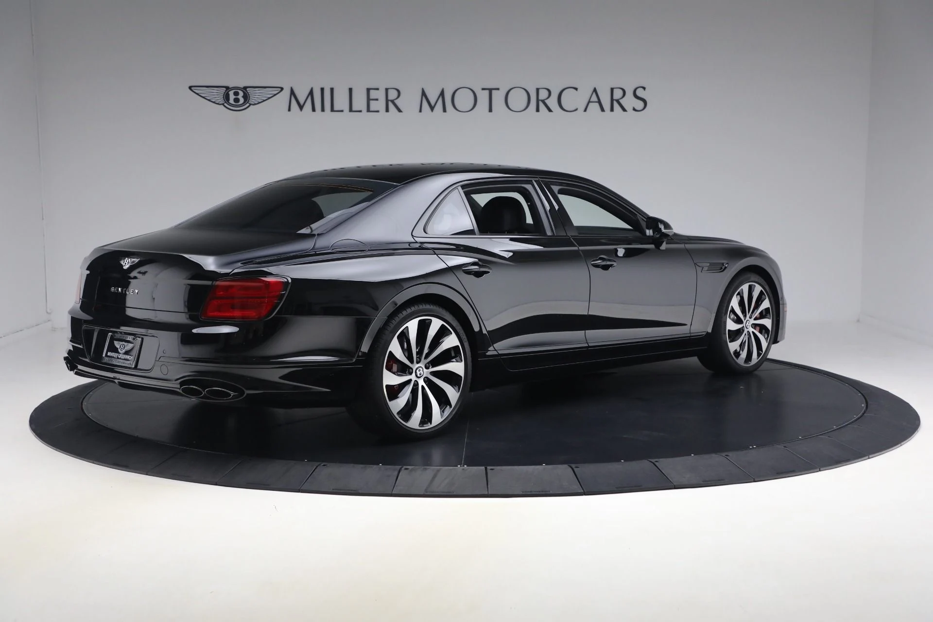 mph007_4286396919_Used_2022_Bentley_Flying_Spur_Hybrid_1788639332_1141e87a5e