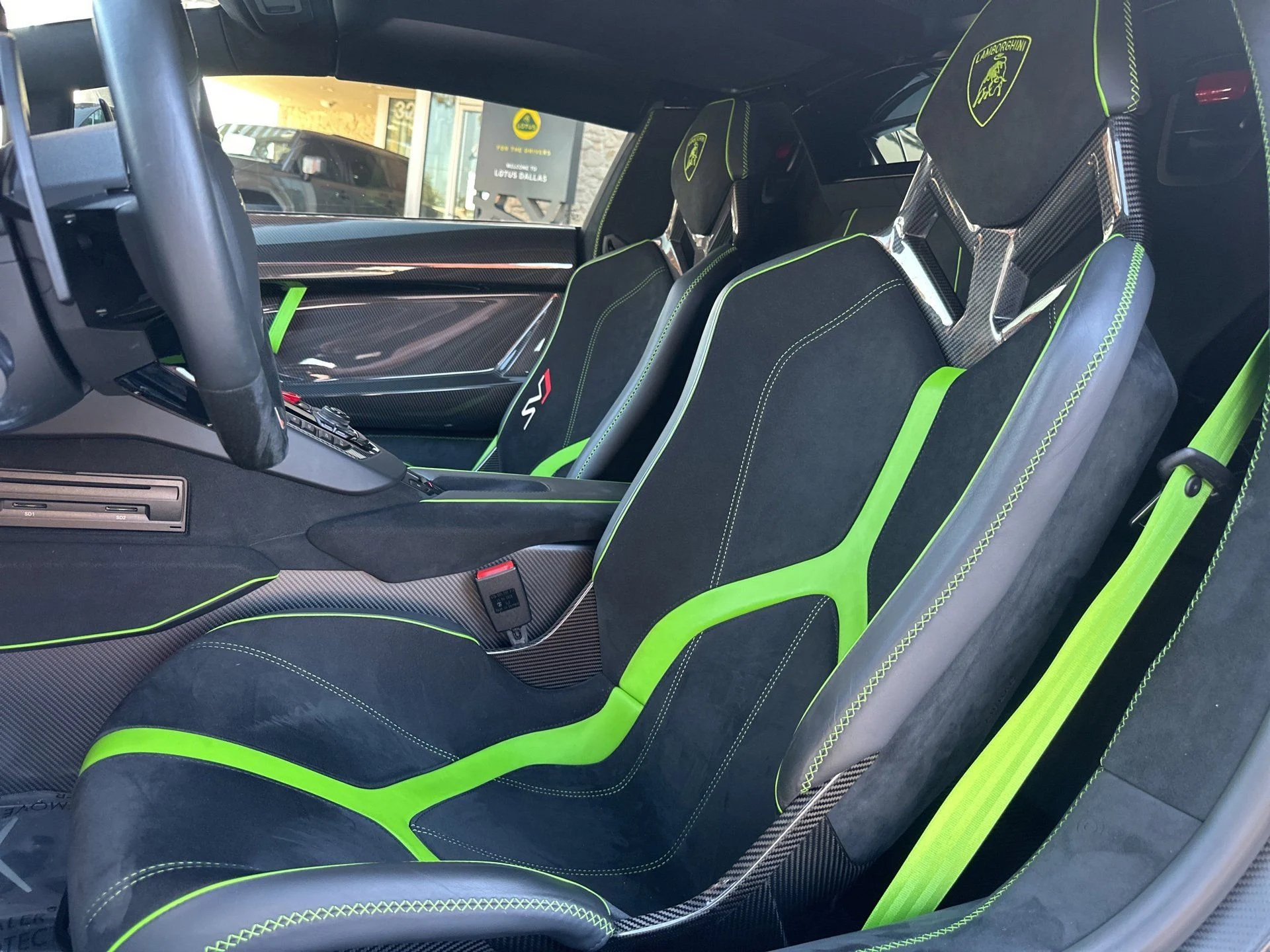 mph007_4287130531_7a6614819ae9b74bd3a1047714631b07x_2b678a9f02