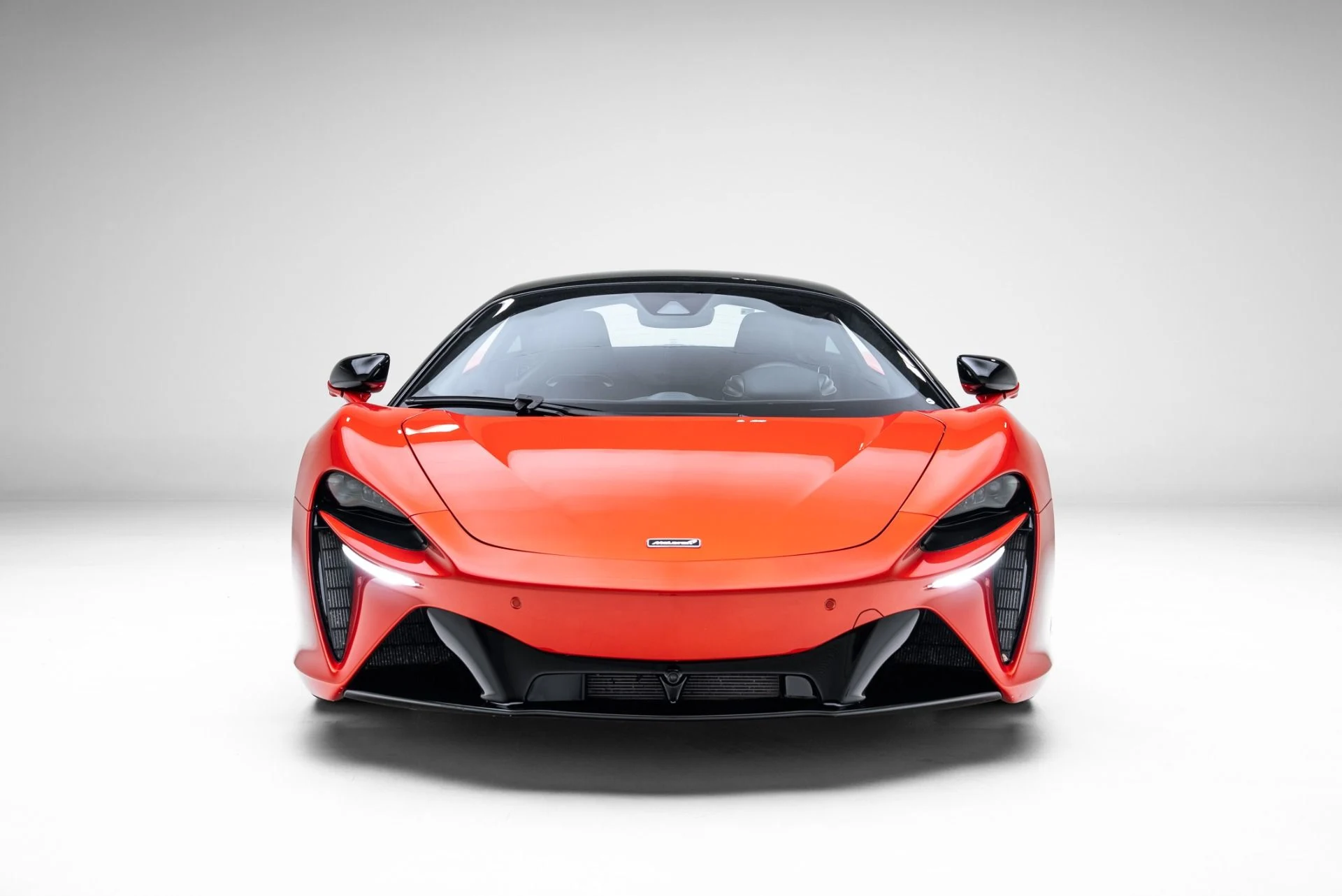 mph007_4292366003_Used_2024_Mc_Laren_Artura_1774465239_f8697e39da