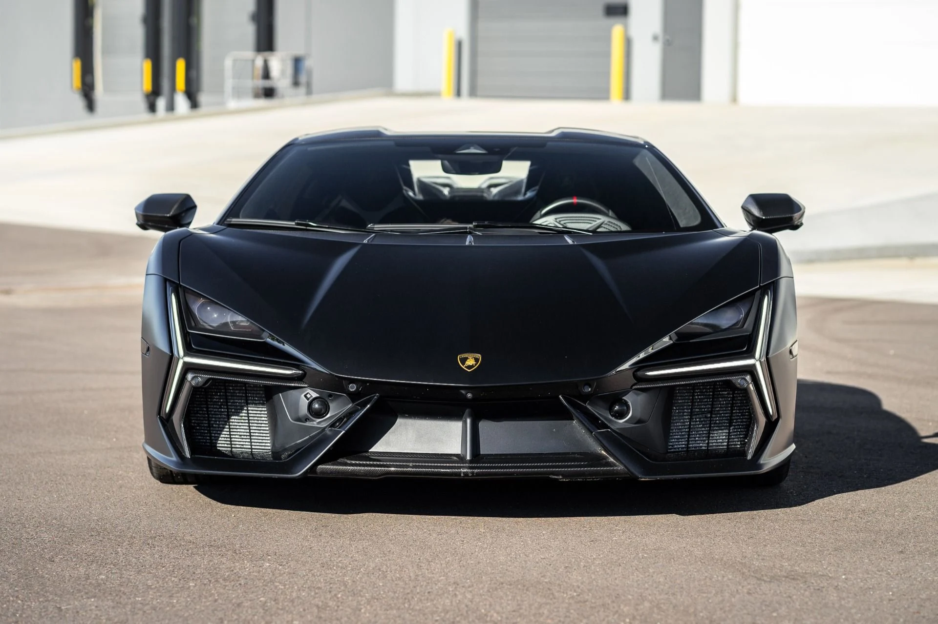 mph007_432011073_Used_2025_Lamborghini_Revuelto_1791313053_41347d1724