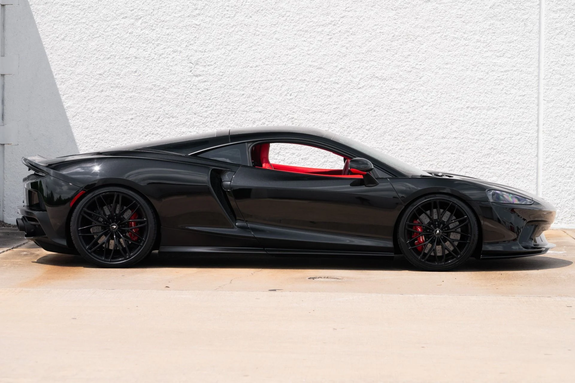 mph007_452599565_Used_2022_Mc_Laren_GT_1756235747_c378b786da