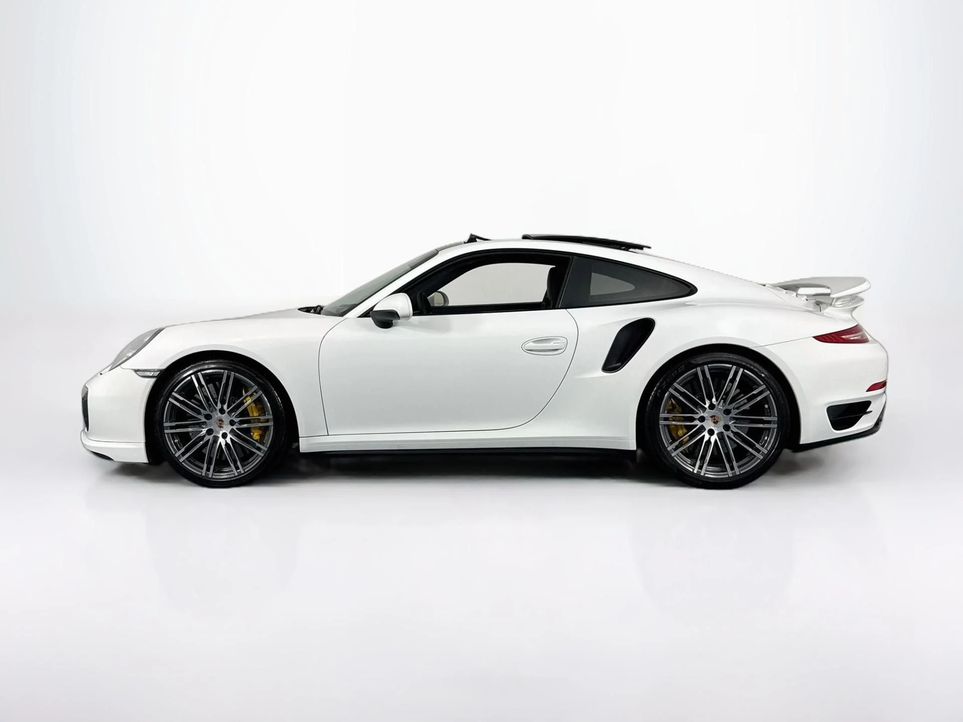 mph007_460767757_Used_2014_Porsche_911_Turbo_S_1791570326_7f7e5a0e28