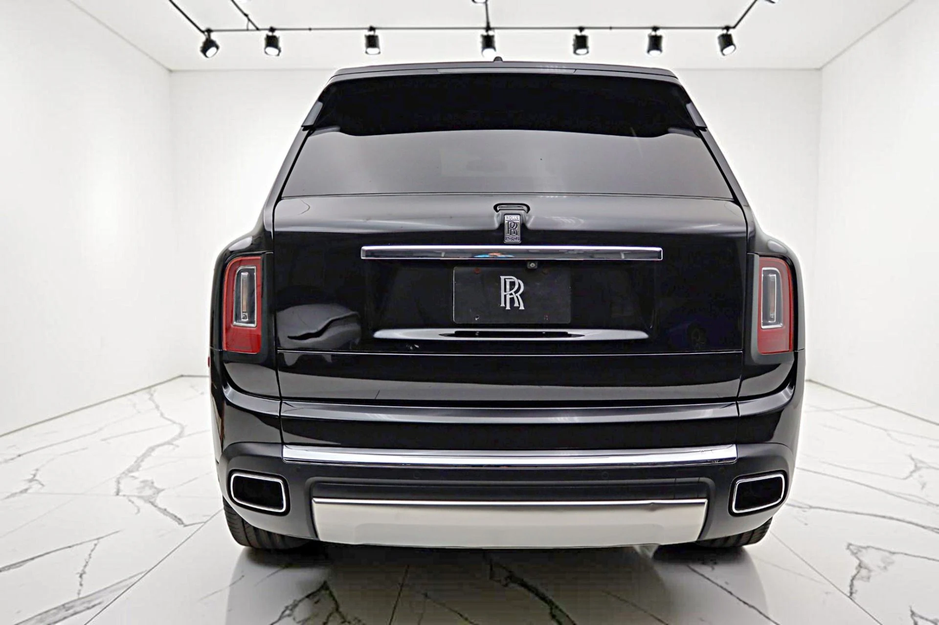 mph007_463640166_Used_2019_Rolls_Royce_Cullinan_8894b82f69