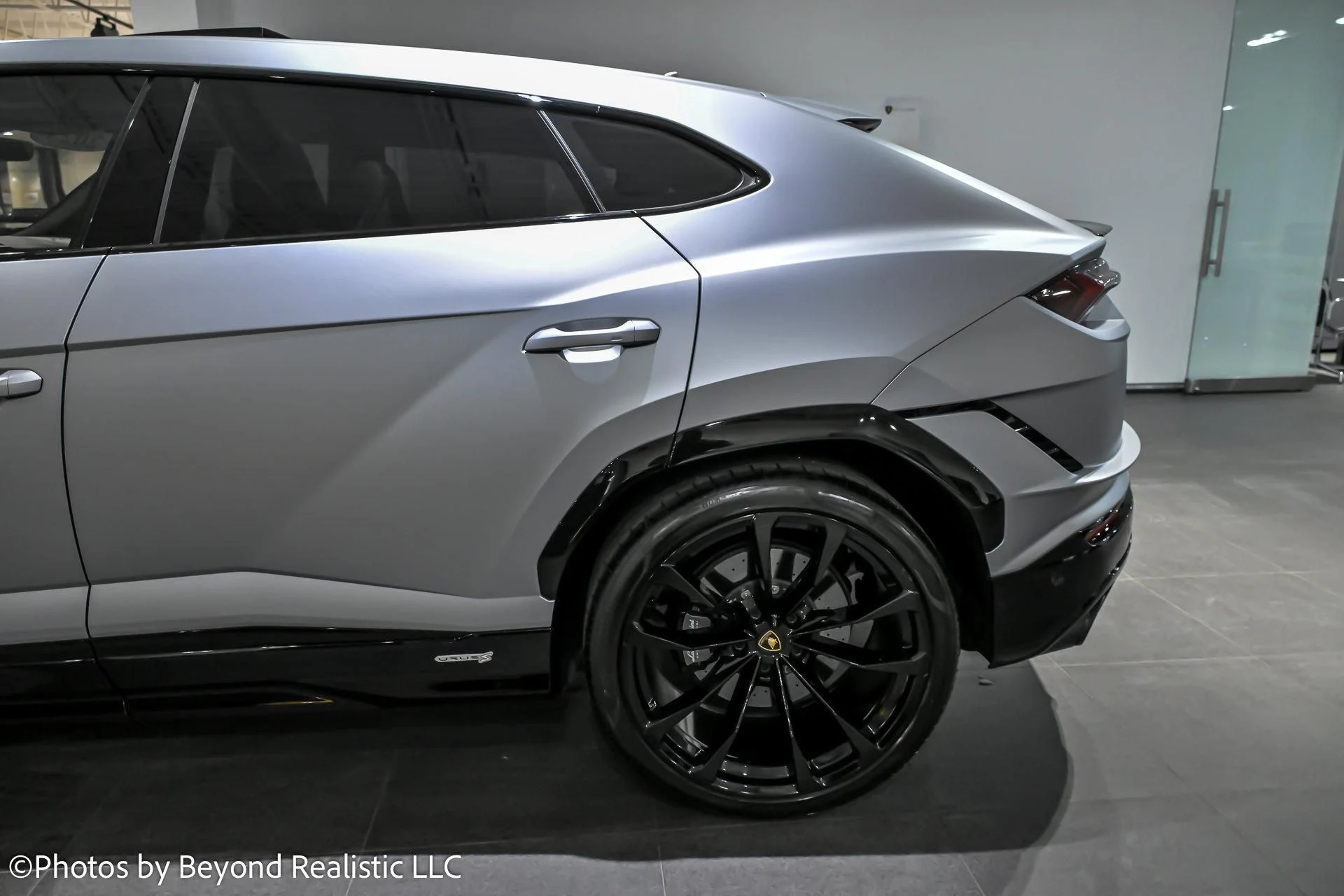 mph007_465339693_Used_2023_Lamborghini_Urus_S_1766137469_bd5278c4dd