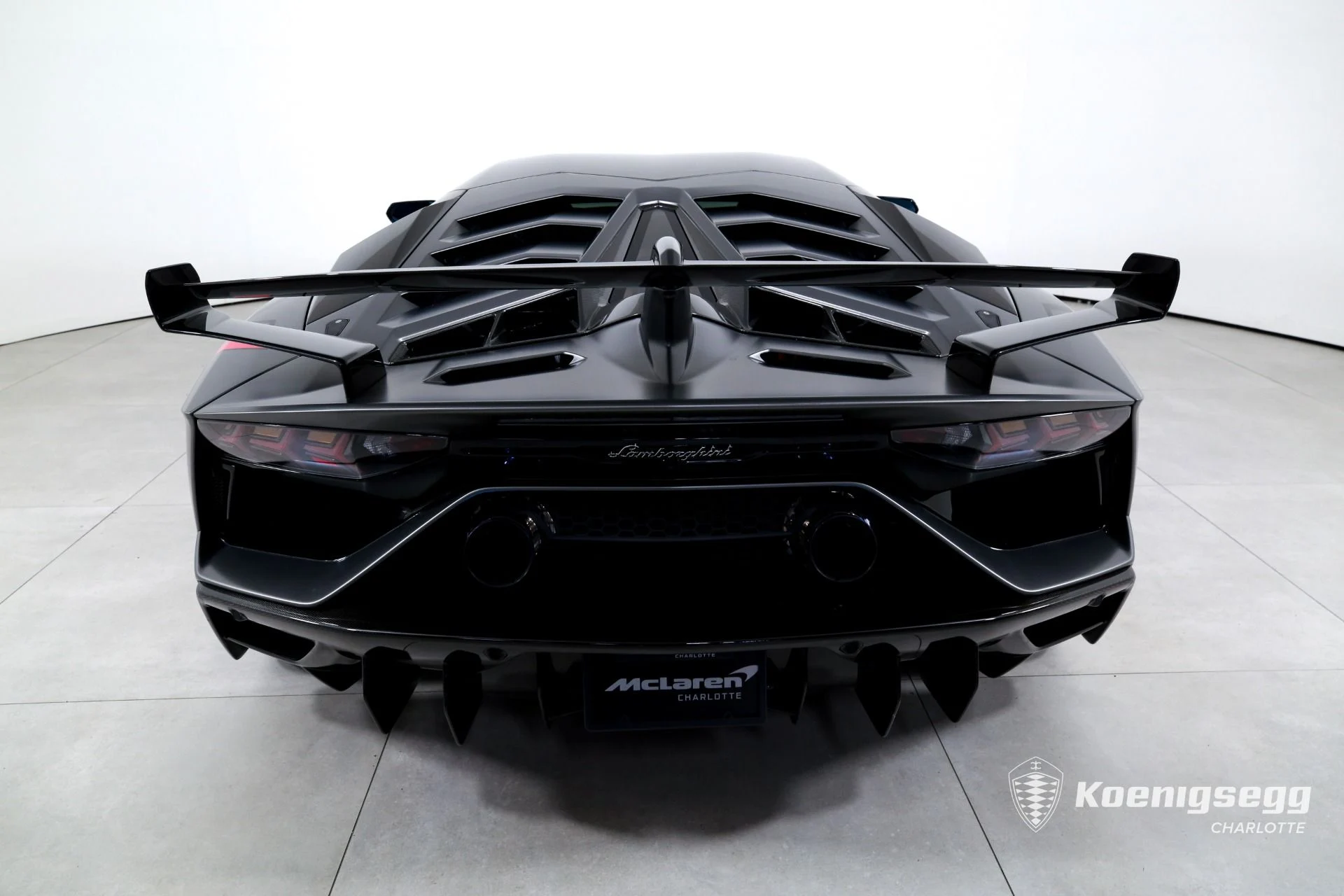 mph007_466579798_Used_2020_Lamborghini_Aventador_LP_770_4_SVJ_1782493883_e7bcbb96b7
