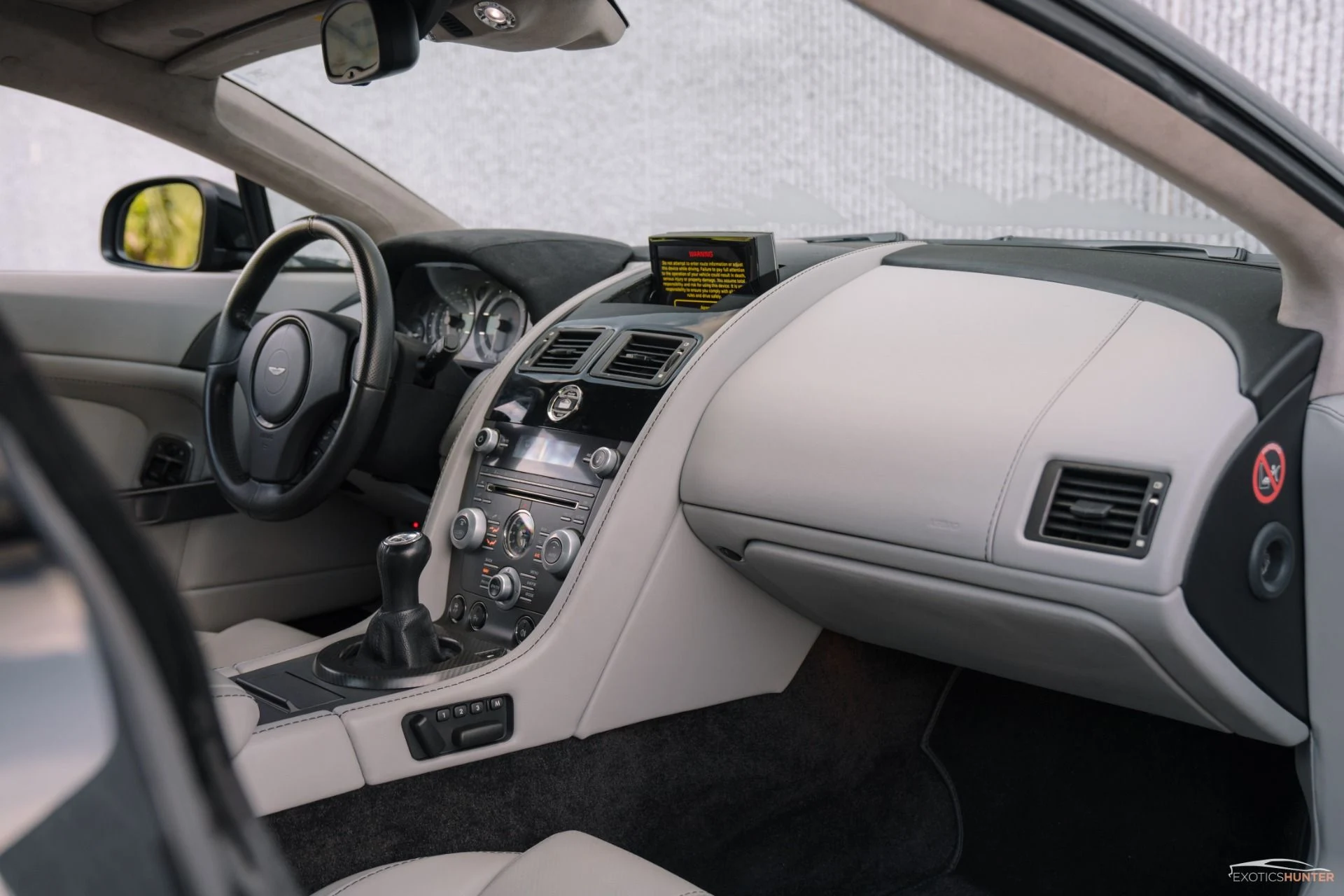 mph007_475611356_Used_2015_Aston_Martin_V8_Vantage_GT_6_Speed_w_Argento_Grey_Interior_1746627937_47efc5400f