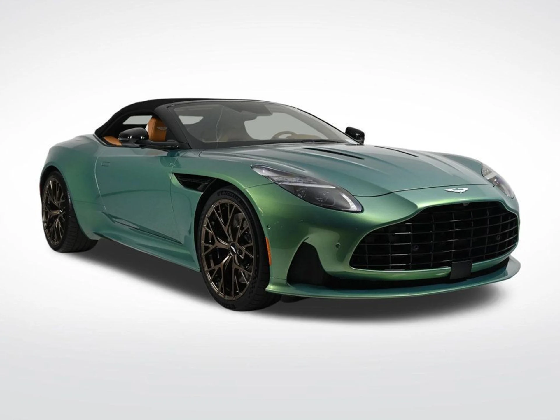 mph007_481397141_new_2026_aston_martin_db12_volante_11350_23005551_7_1024_31e8268551