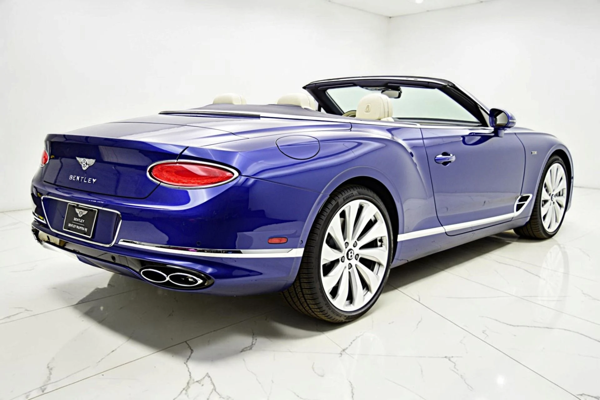 mph007_482709371_Used_2024_Bentley_Continental_GTC_Edition_8_LEASE_OPTIONS_AVAILABLE_9ecfefb819