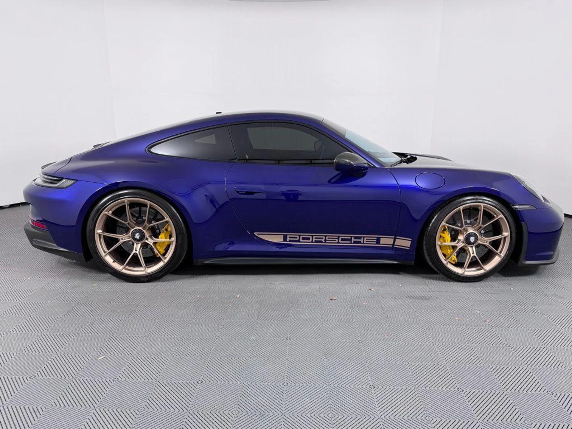 mph007_488899930_S_Ve_NQ_2_Erph_Am97_X_9p_Gz9s_L_Il_N8_e082a62e30