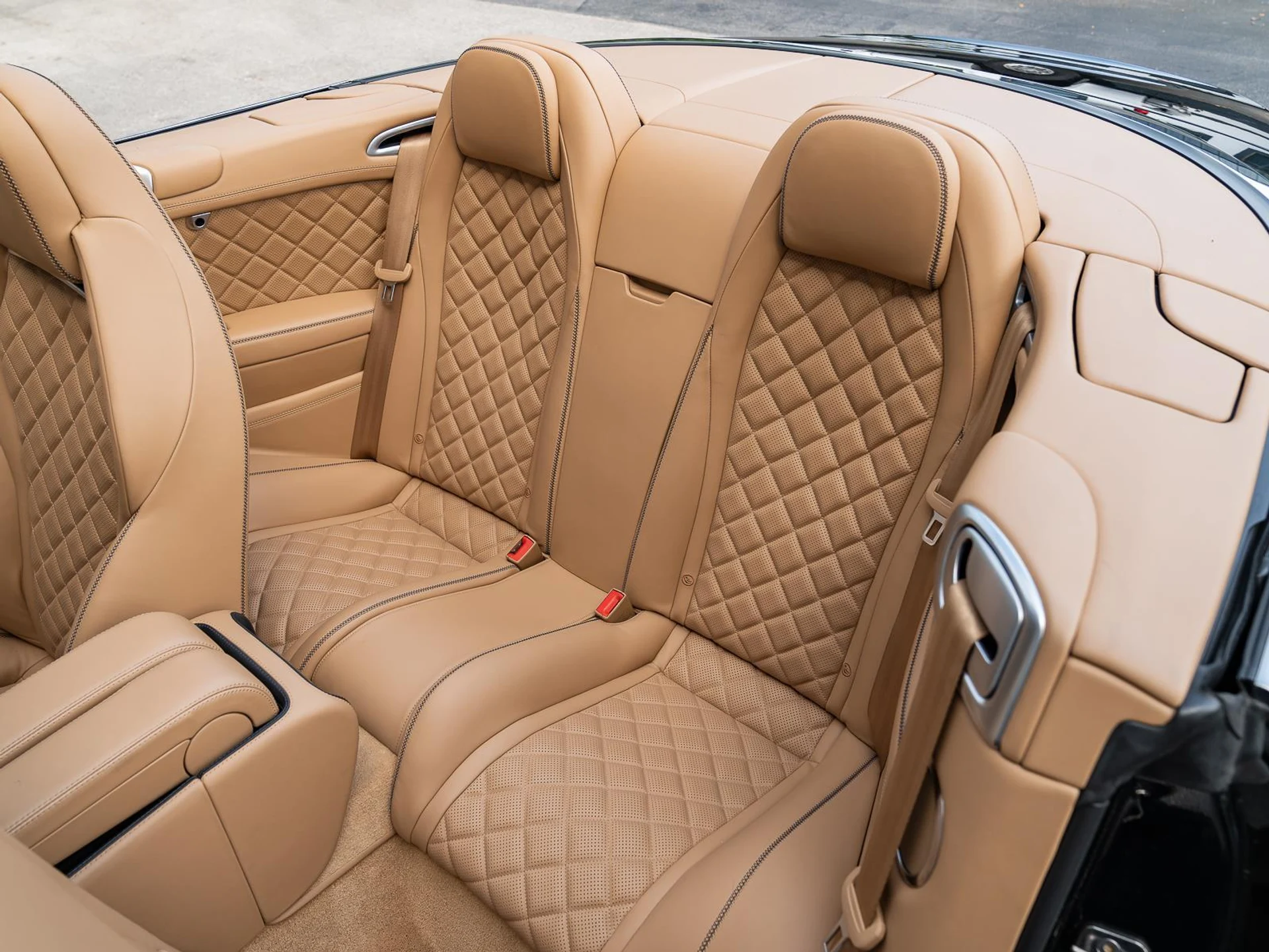 mph007_489053546_Used_2016_Bentley_Continental_GT_Speed_1774476142_64a57bf297