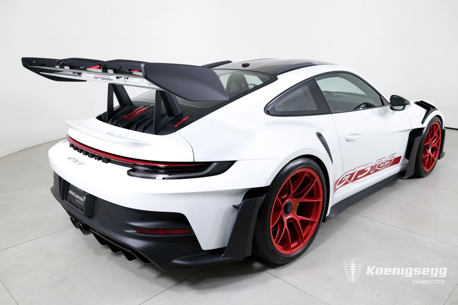 mph007_491991661_Used_2024_Porsche_911_GT_3_RS_1737481438_b5cc0a5692