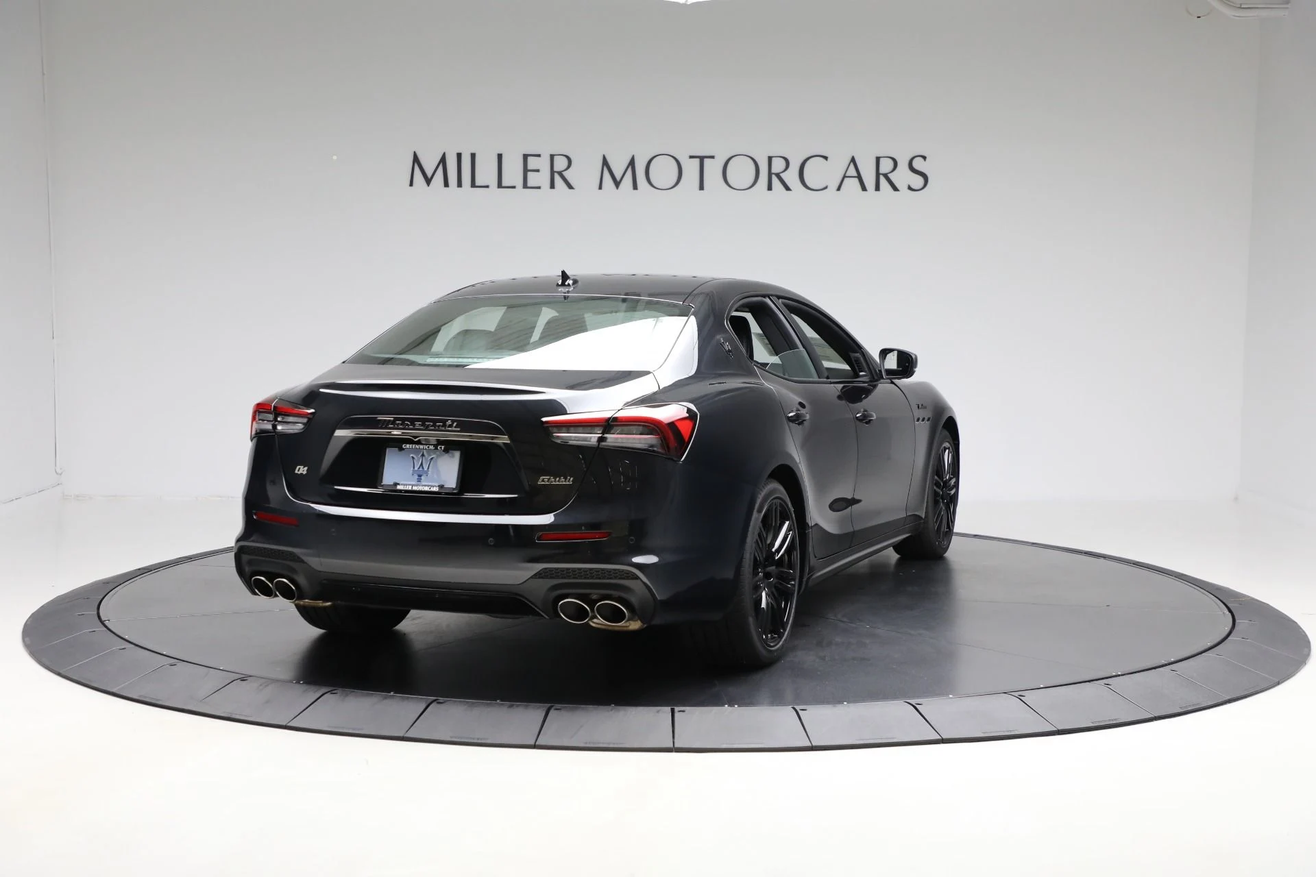mph007_499188699_New_2024_Maserati_Ghibli_Modena_Ultima_Q4_b2cdd9197c