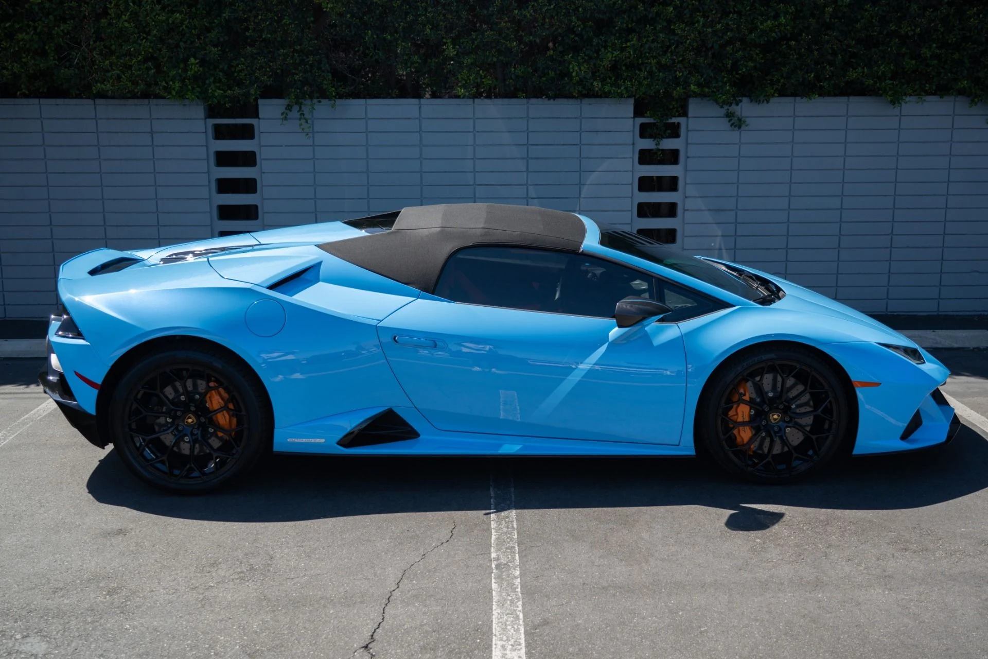 mph007_509100196_Used_2024_Lamborghini_Huracan_EVO_Spyder_1757527007_8dca5b857a