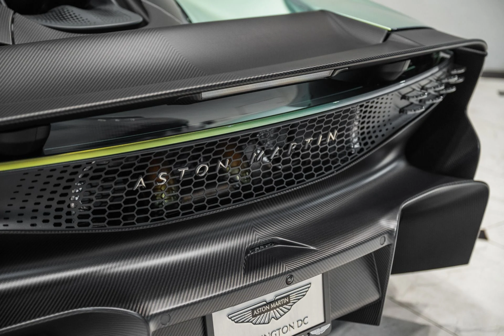 mph007_509466694_New_2026_Aston_Martin_Valhalla_1790437423_2c17fbc280