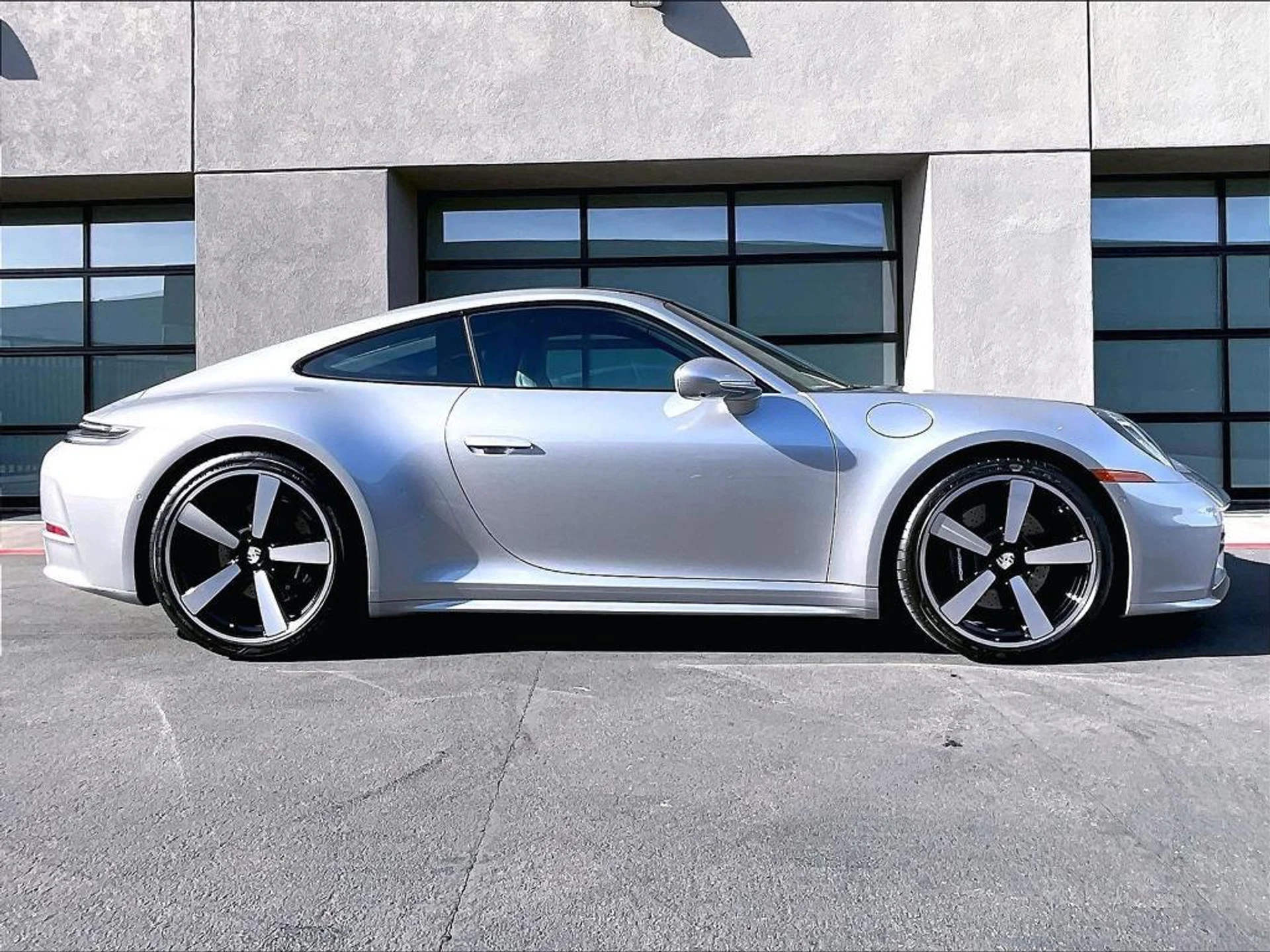 mph007_511818772_4f683_R_Ou_Up1_Y4_Djj_Ld_Ks_Dp_EHR_Qk_5221328c12