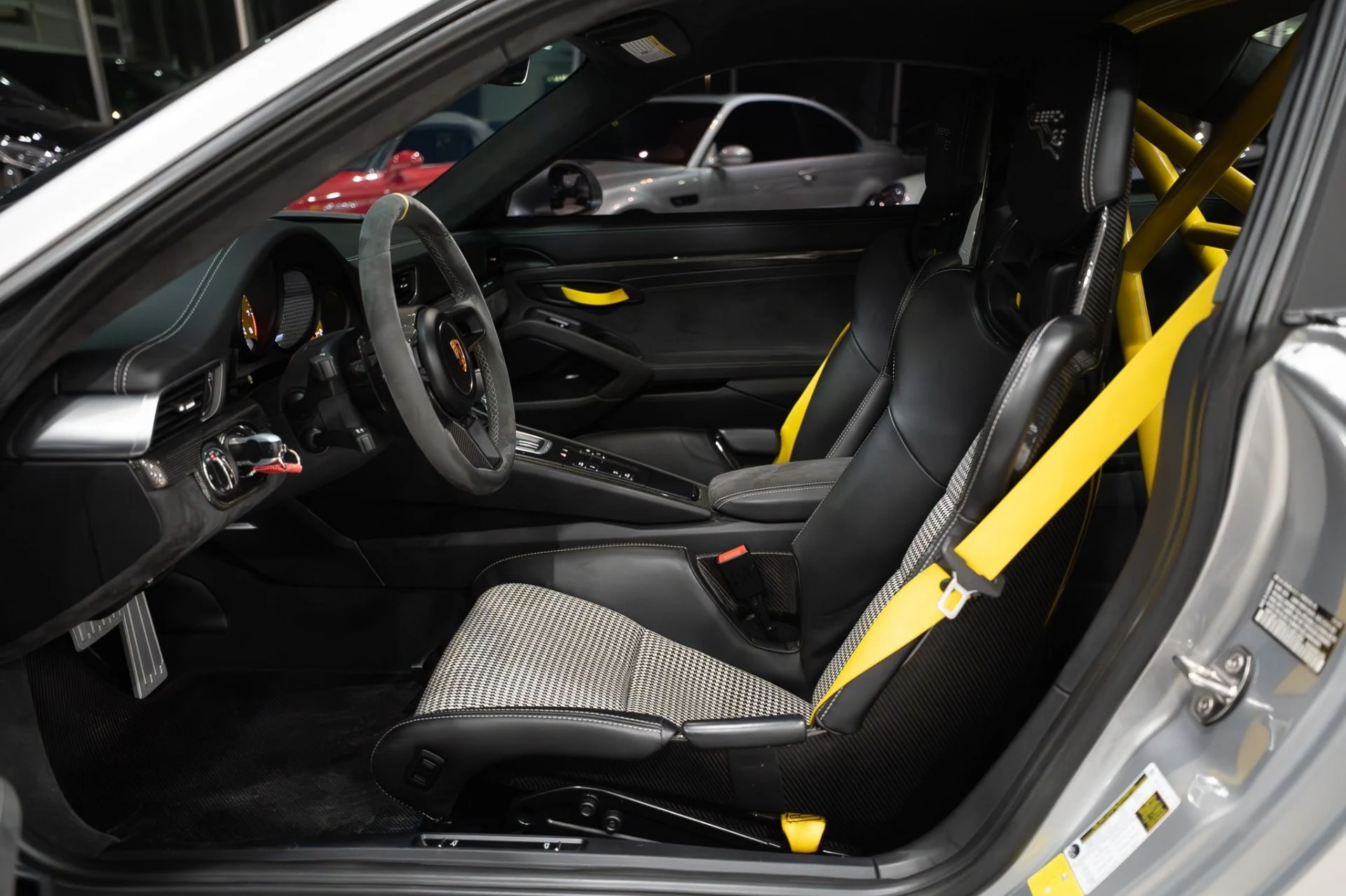 mph007_514034919_11863_p8_l_e71706a1c0