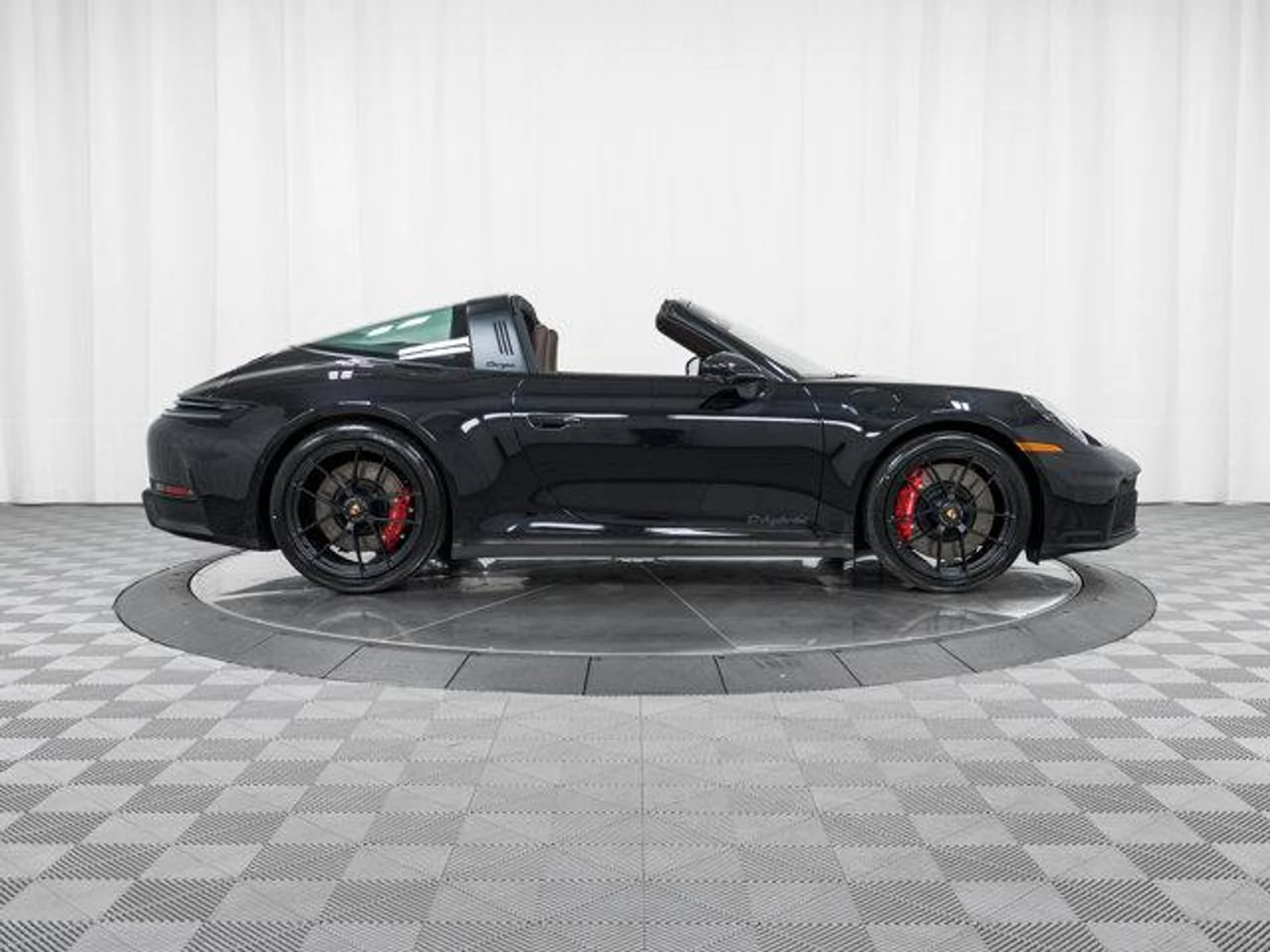 mph007_524132982_WVOIMC_Xup_Y9ic_B_Gl_B99_C3_RE_5i_HM_fcaff1d077