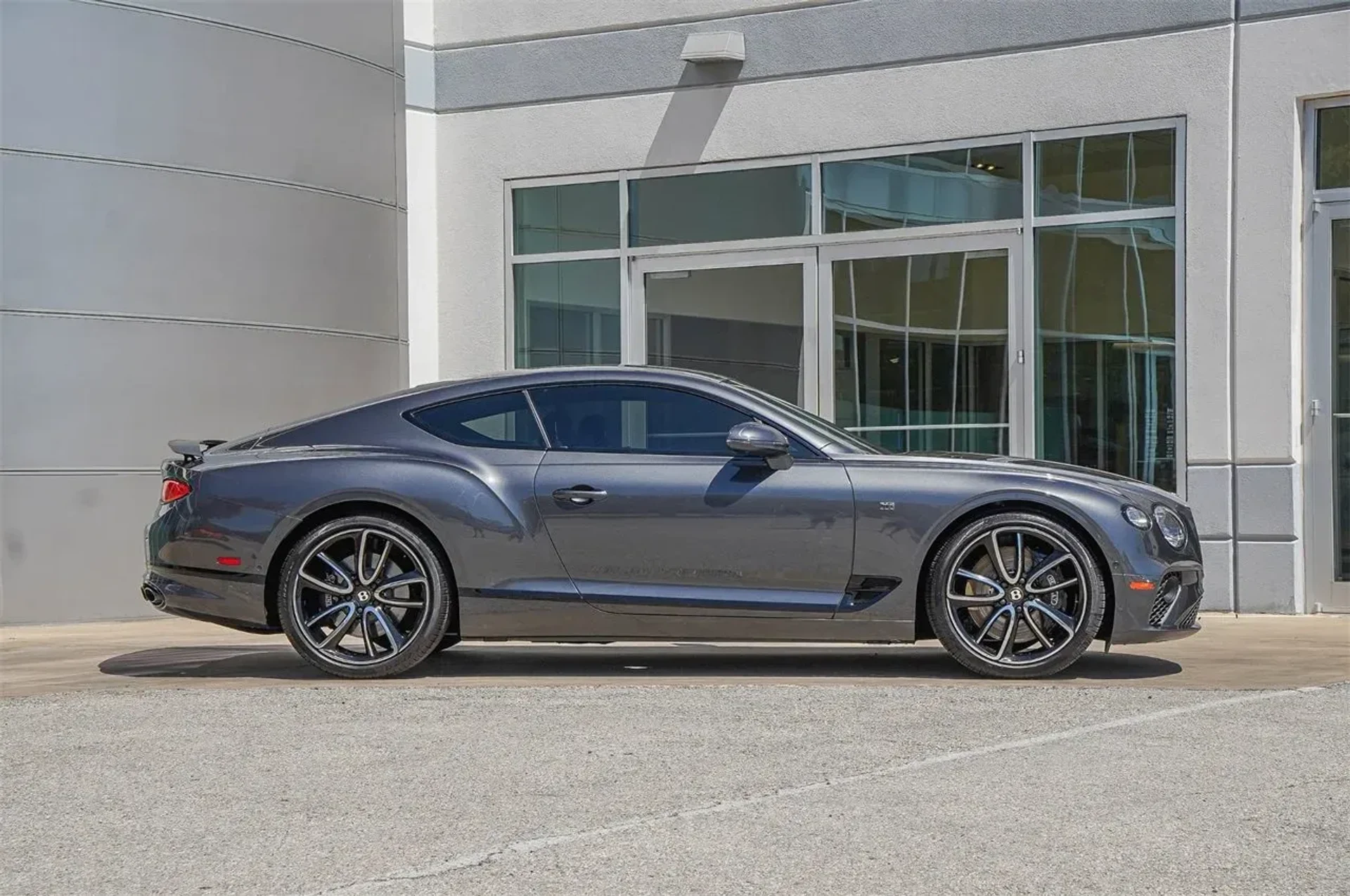 mph007_550042166_1aa55467d4a14fd1bc3a9c1ea007e1a1_943e084052