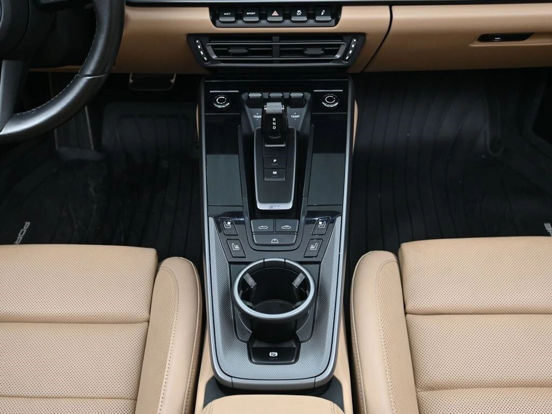 mph007_552933576_37d4ea7d44cbcf898b1b77234872a76bx_f7db0cee7d