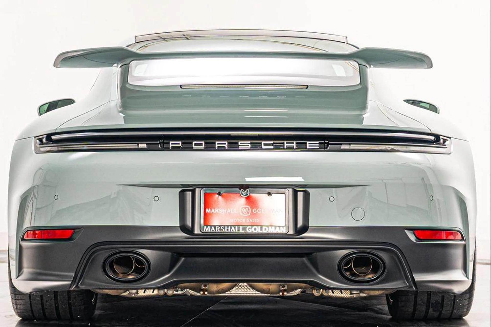 mph007_553820725_x_Fb_Oblj_Z3_ARS_7_QD_6_Owf1ti_Fq_VV_0_f8f4ff49c4