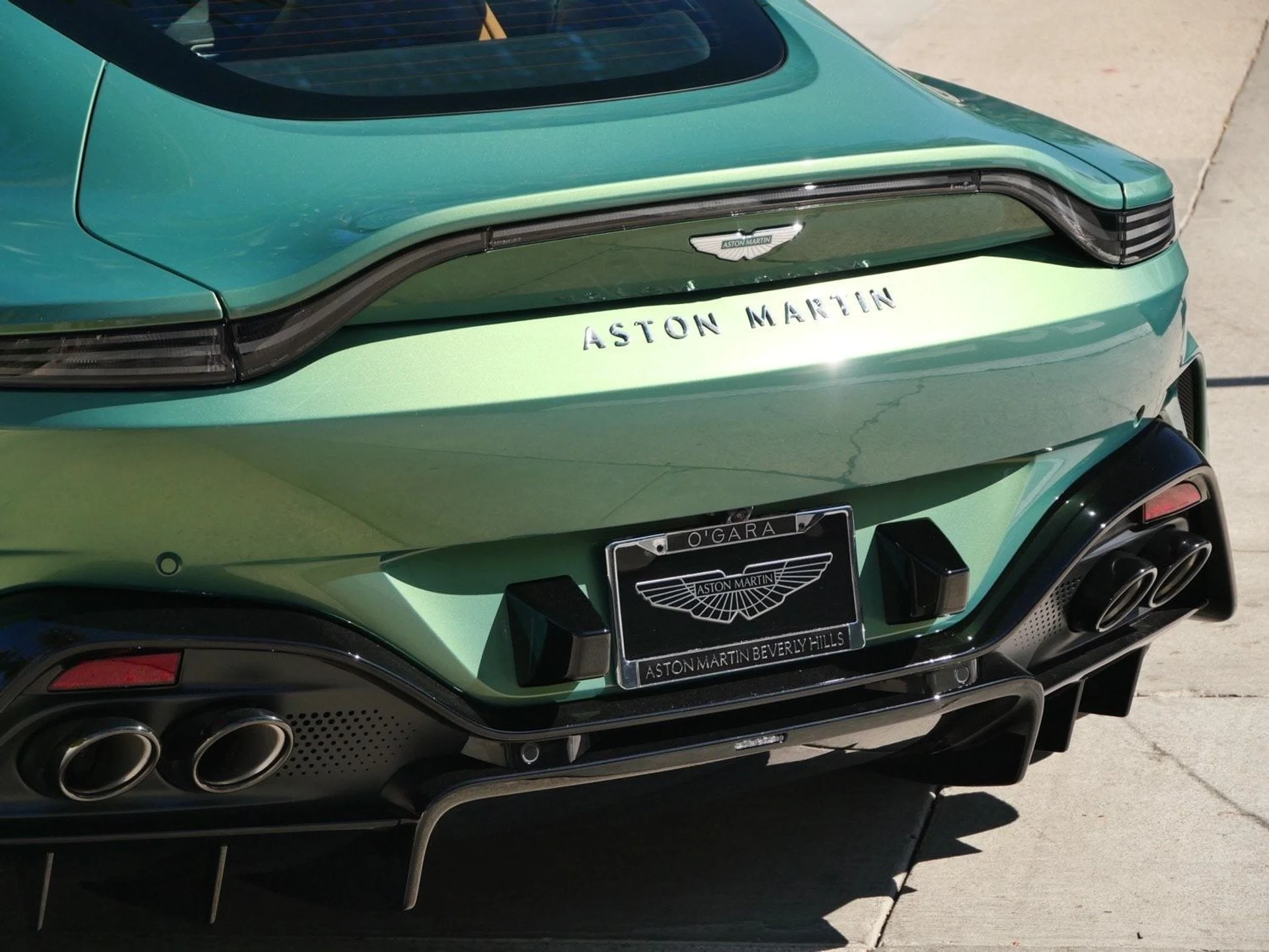 mph007_556910135_65b029db7457ea53c09c81856da0f4a5x_cc54347225