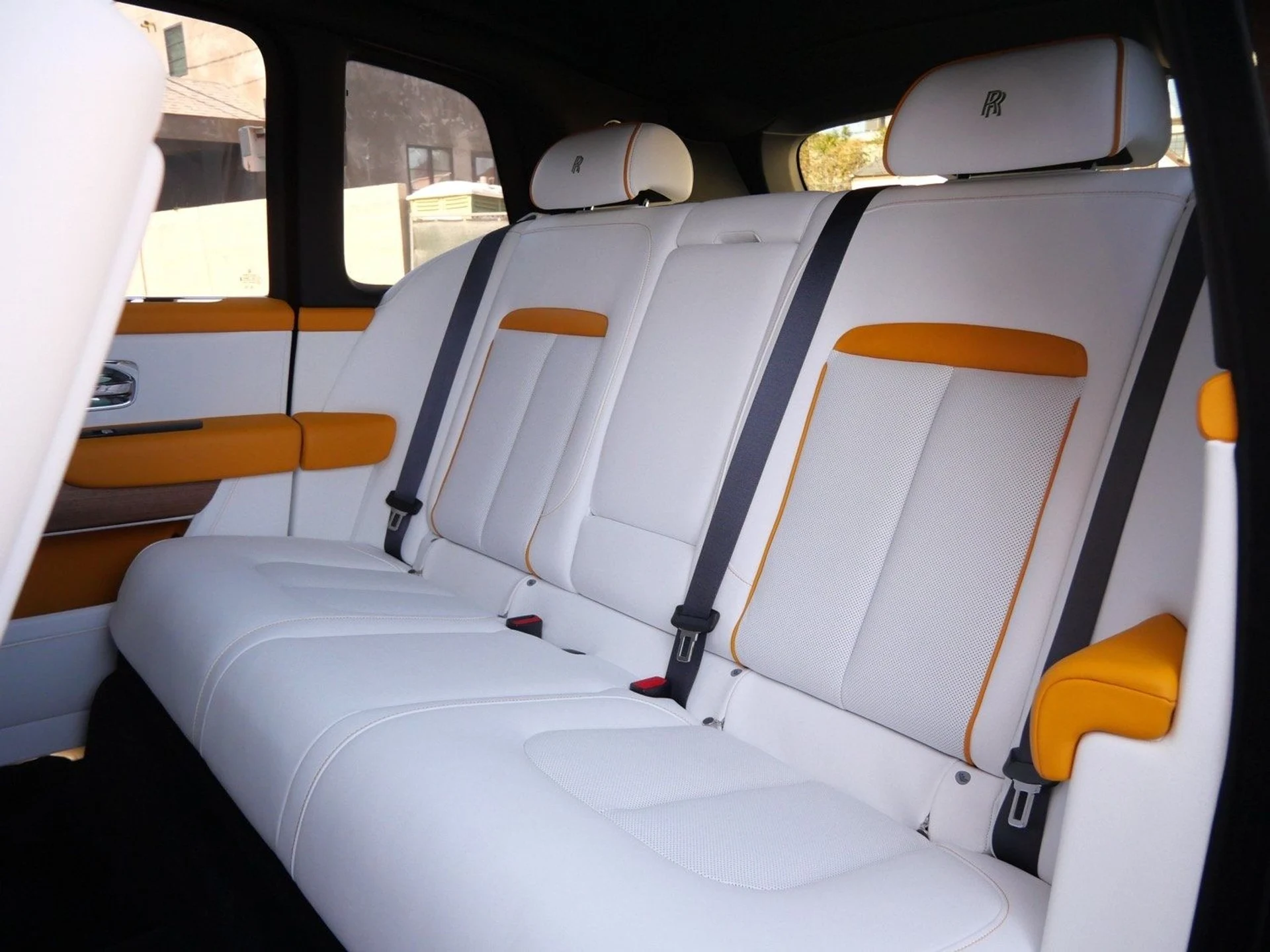 mph007_55718901_39575dbe096681721654360277d4aa36x_dc0c2e2d1f