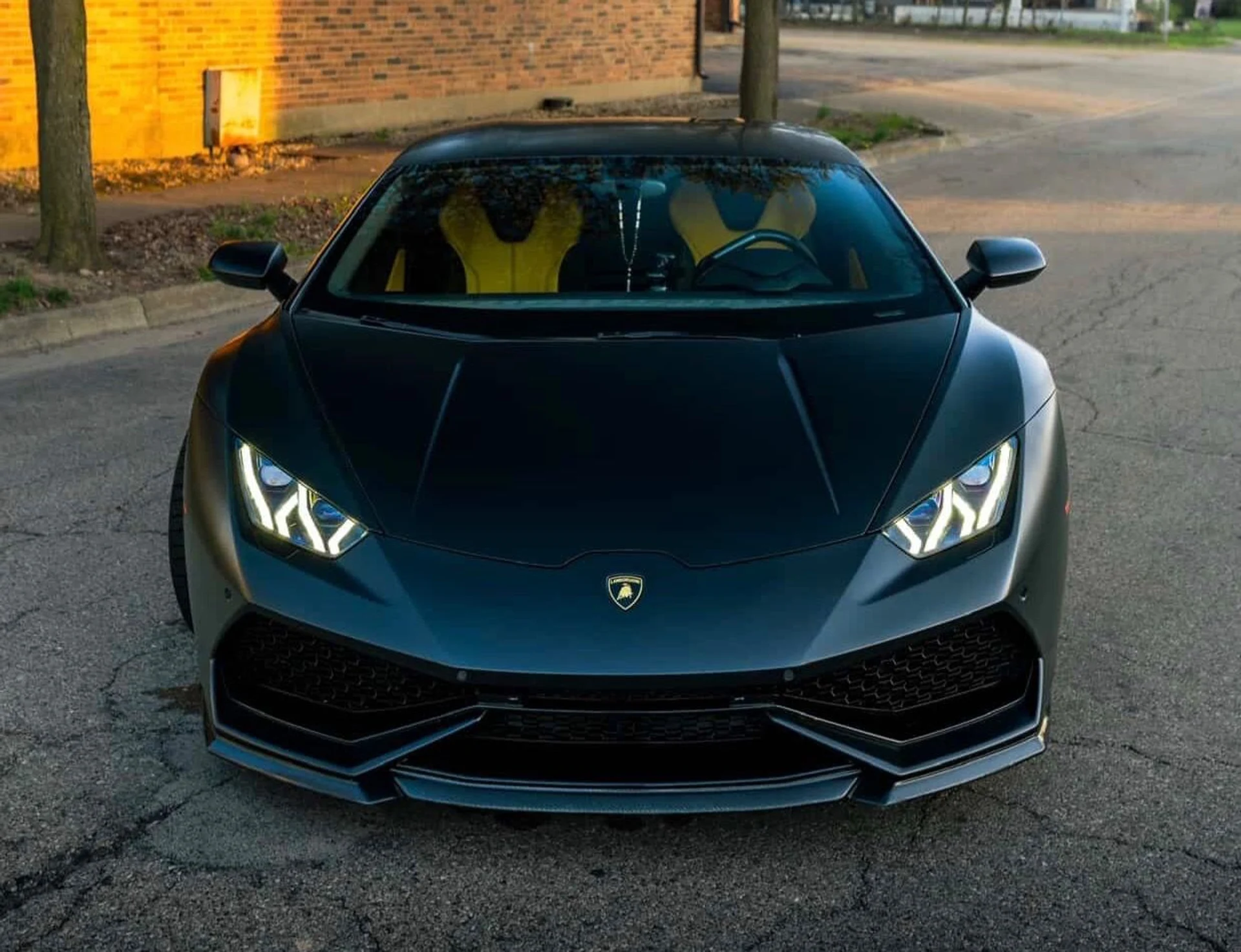 mph007_565322355_Used_2015_Lamborghini_Huracan_LP_610_4_1770680876_7b4bc0941e