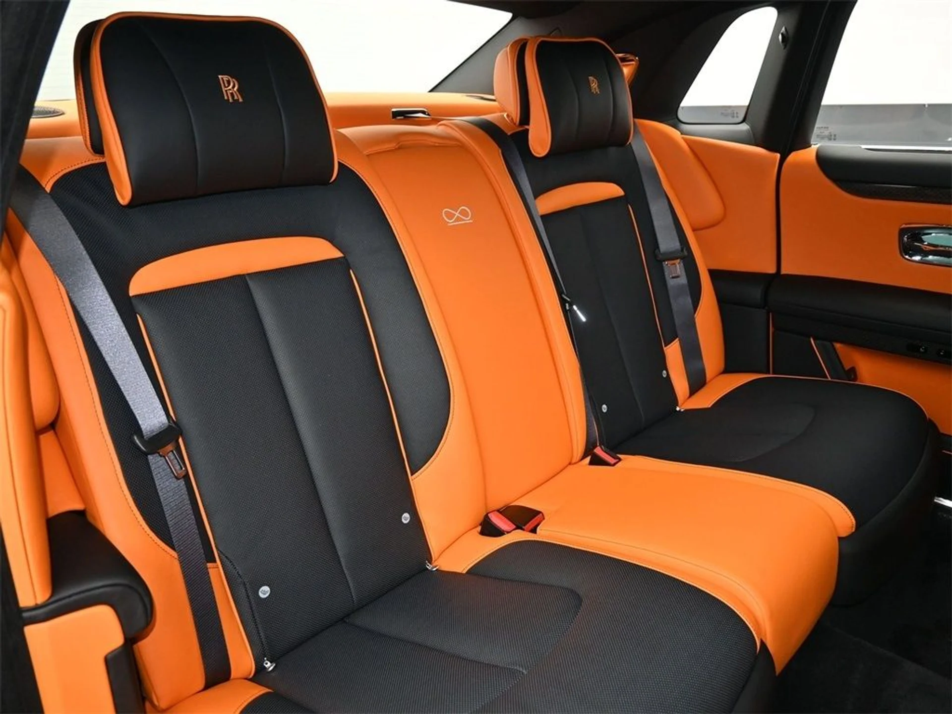 mph007_56996345_ce3551bc7aad8a57da7954c81dcdb4bcx_7c6933e4d8