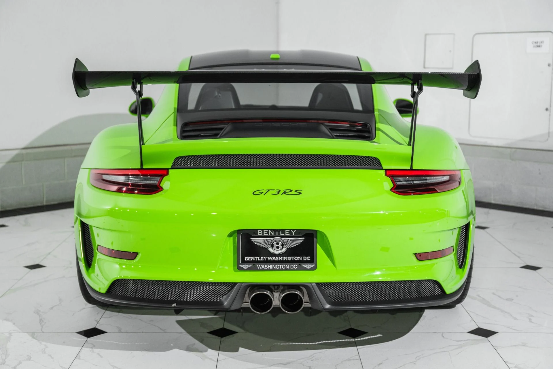 mph007_572859565_Used_2019_Porsche_911_GT_3_RS_1761058034_3f00c9f75a